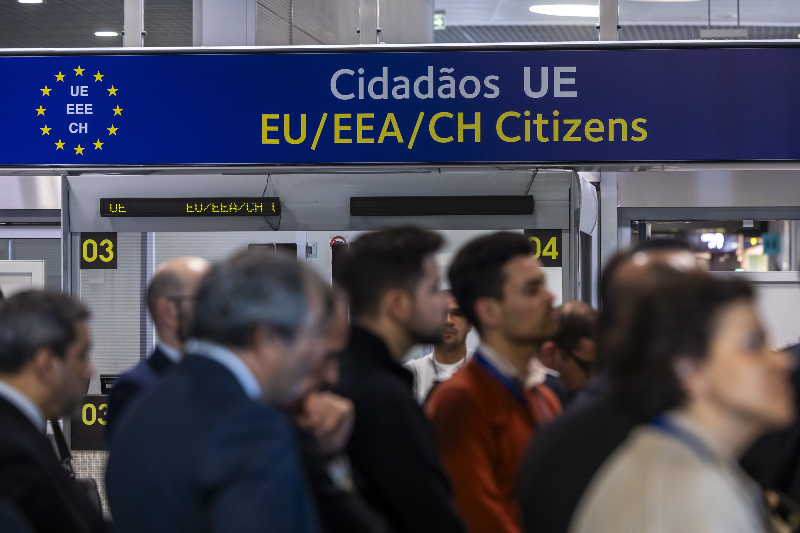 Entrar ou sair da UE: só com impressões digitais e fotografias faciais. Como vai funcionar?