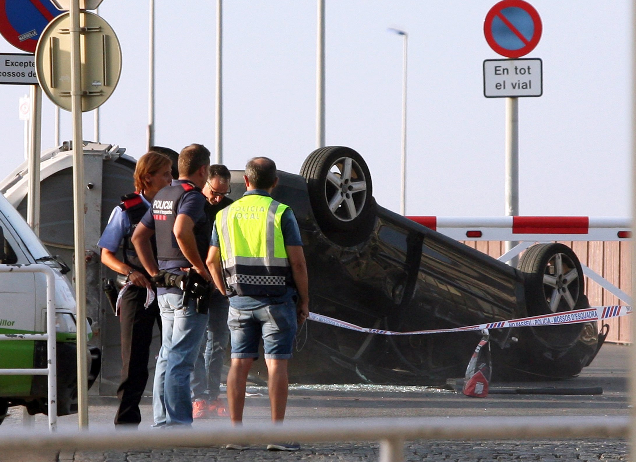 Morreu mulher ferida em Cambrils. Sobe para 14 o número de mortos nos atentados de Barcelona