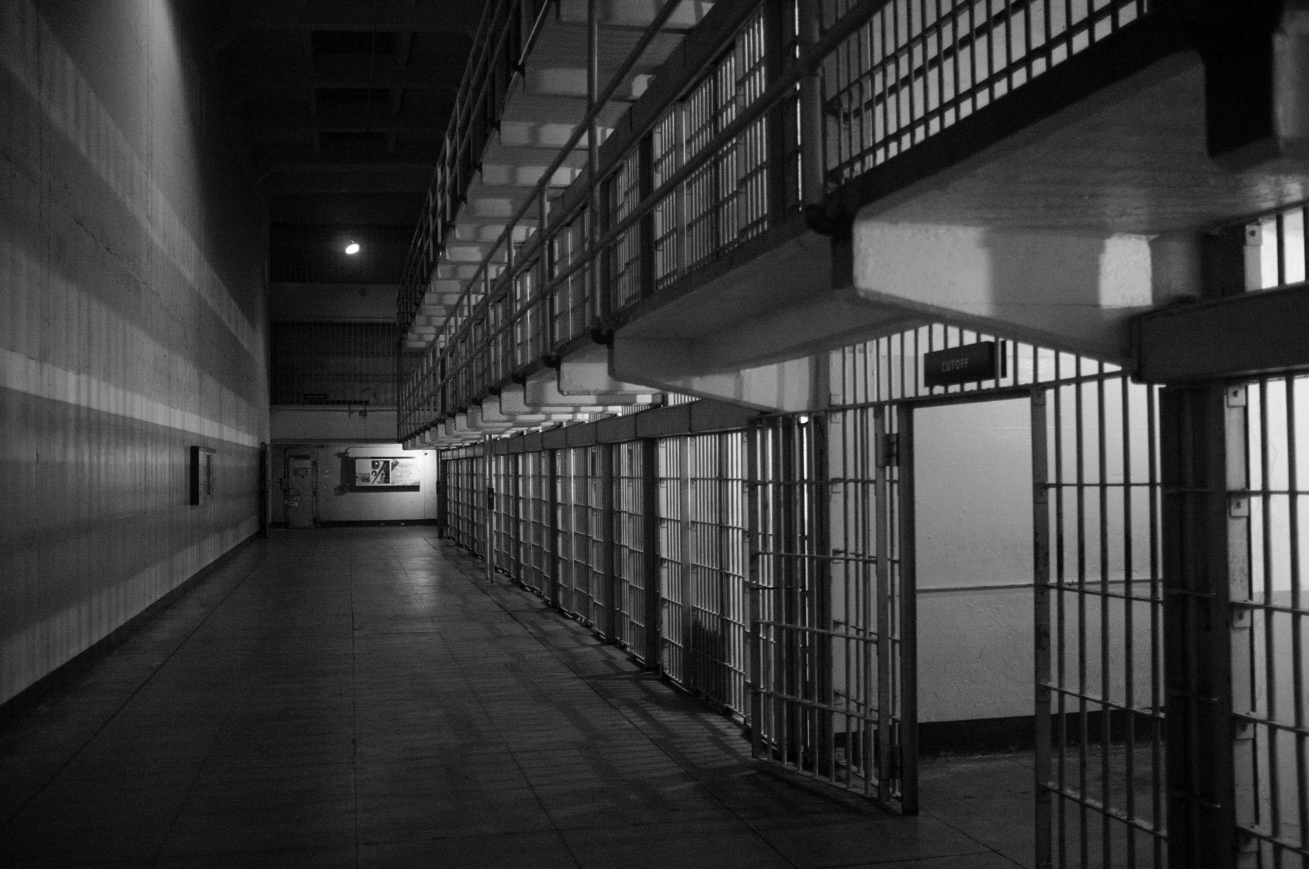 Giorgia Meloni quer mais pessoas na cadeia mas as prisões italianas já estão à beira do precipício