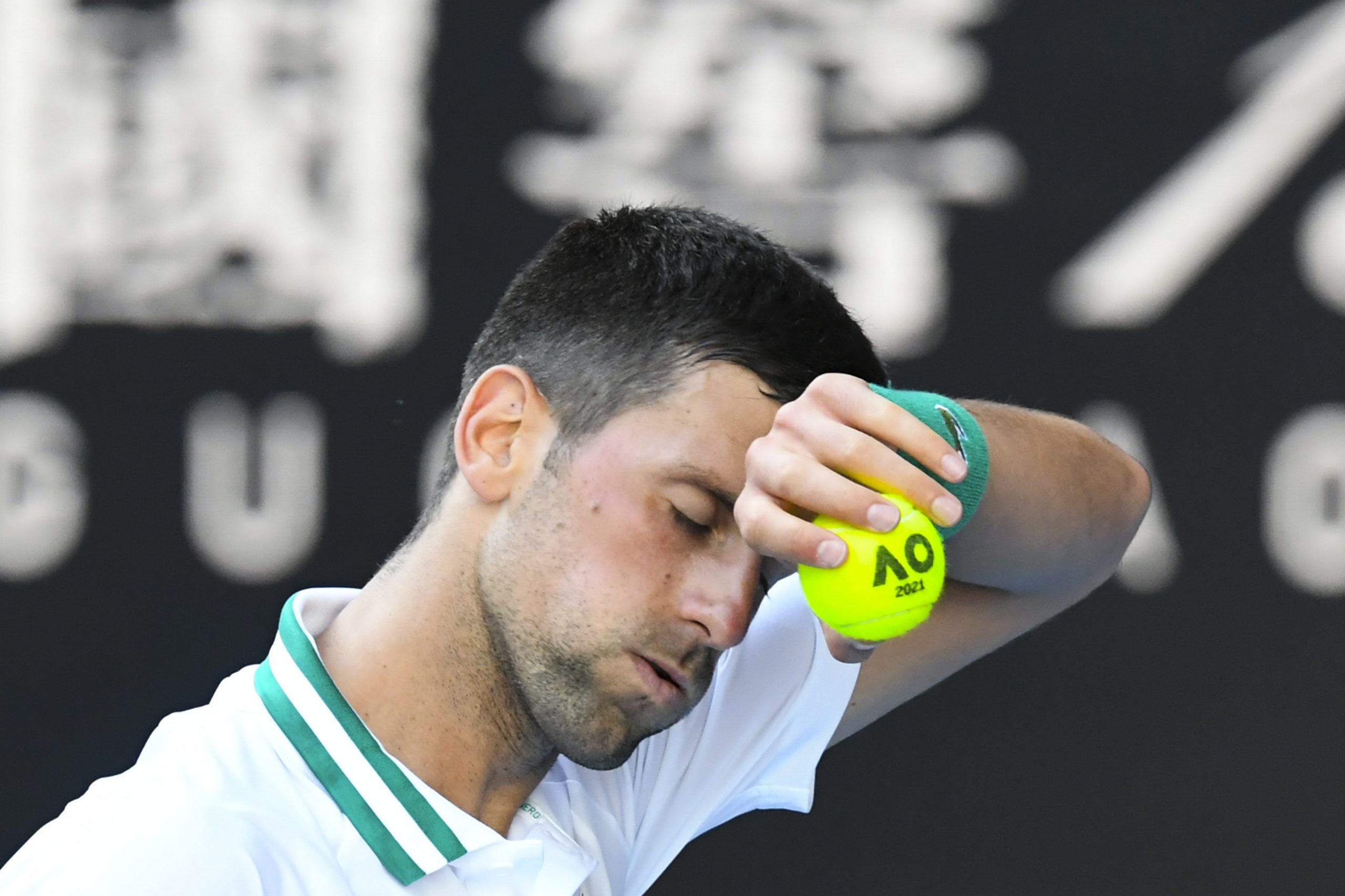 Djokovic bate Tiafoe em “partida muito difícil” no Open da Austrália