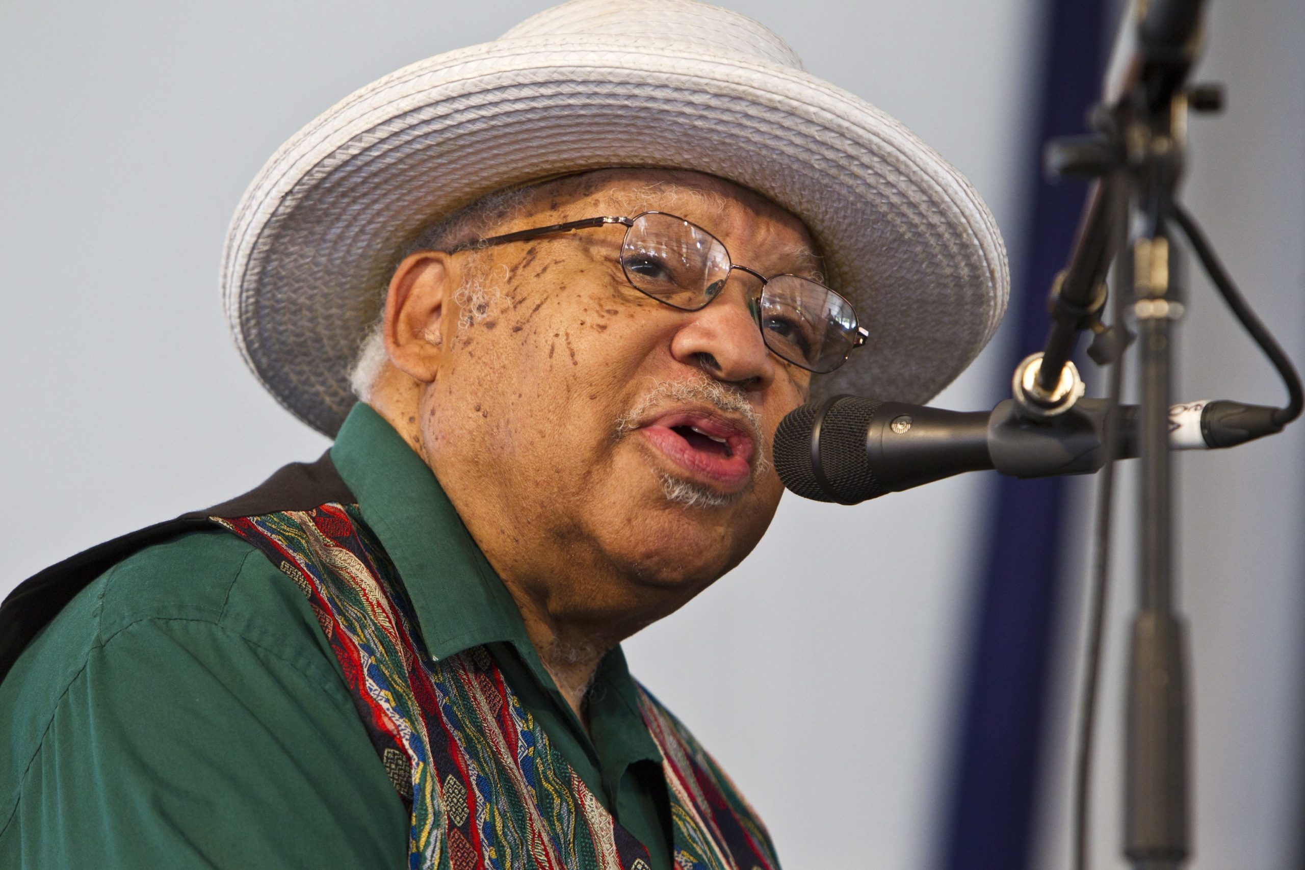 Morreu o pianista de jazz Ellis Marsalis, “o melhor pianista de Nova Orleães”