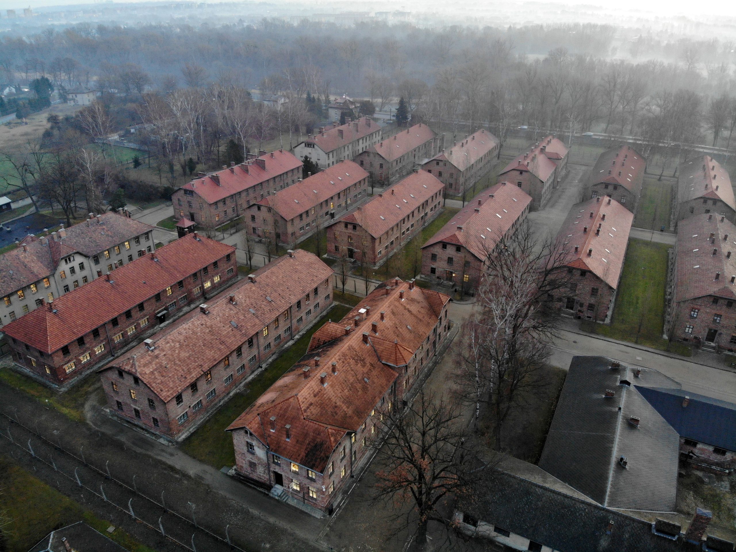 Auschwitz. É preciso “recordar este período negro da História da Humanidade e assegurar que não se repete”