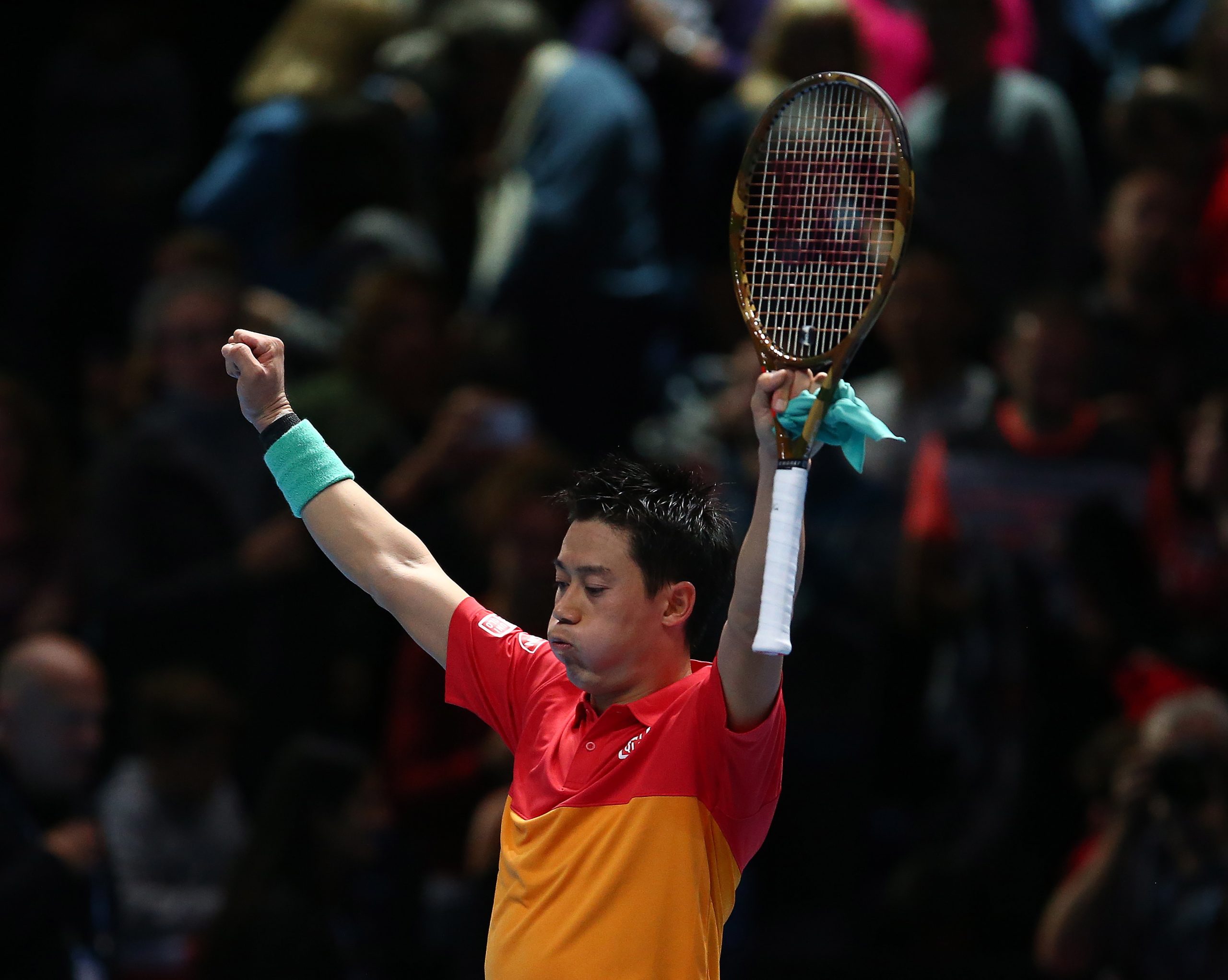 Nishikori derrota Federer na ronda inaugural das ATP Finals