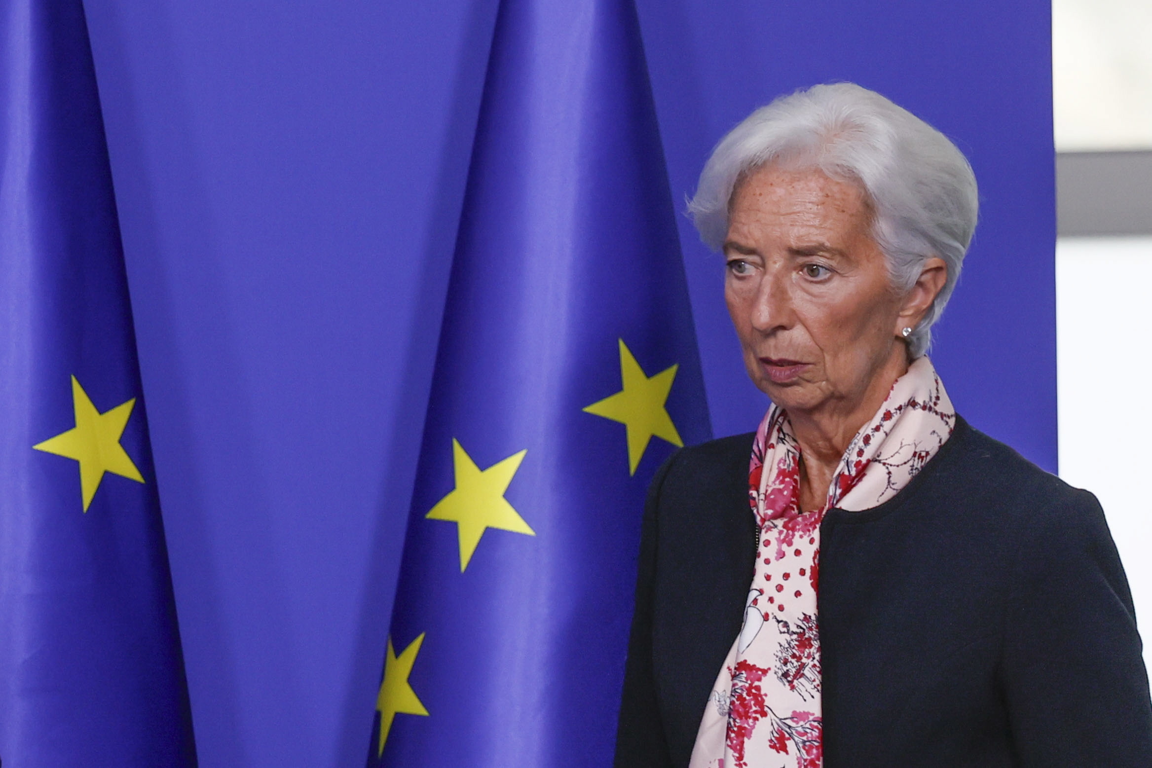 Lagarde garante que “está ciente” dos impactos do aumentos das taxas de juro, mas diz que apertada política monetária “está a funcionar”