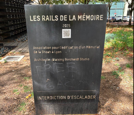 “Free Gaza”. Memorial do Holocausto em Lyon vandalizado