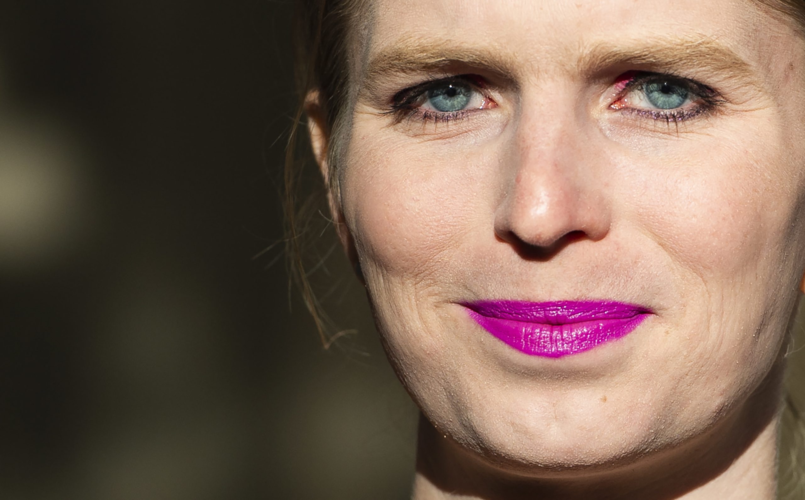 Juiz ordena a informadora Chelsea Manning a depor perante um grande júri