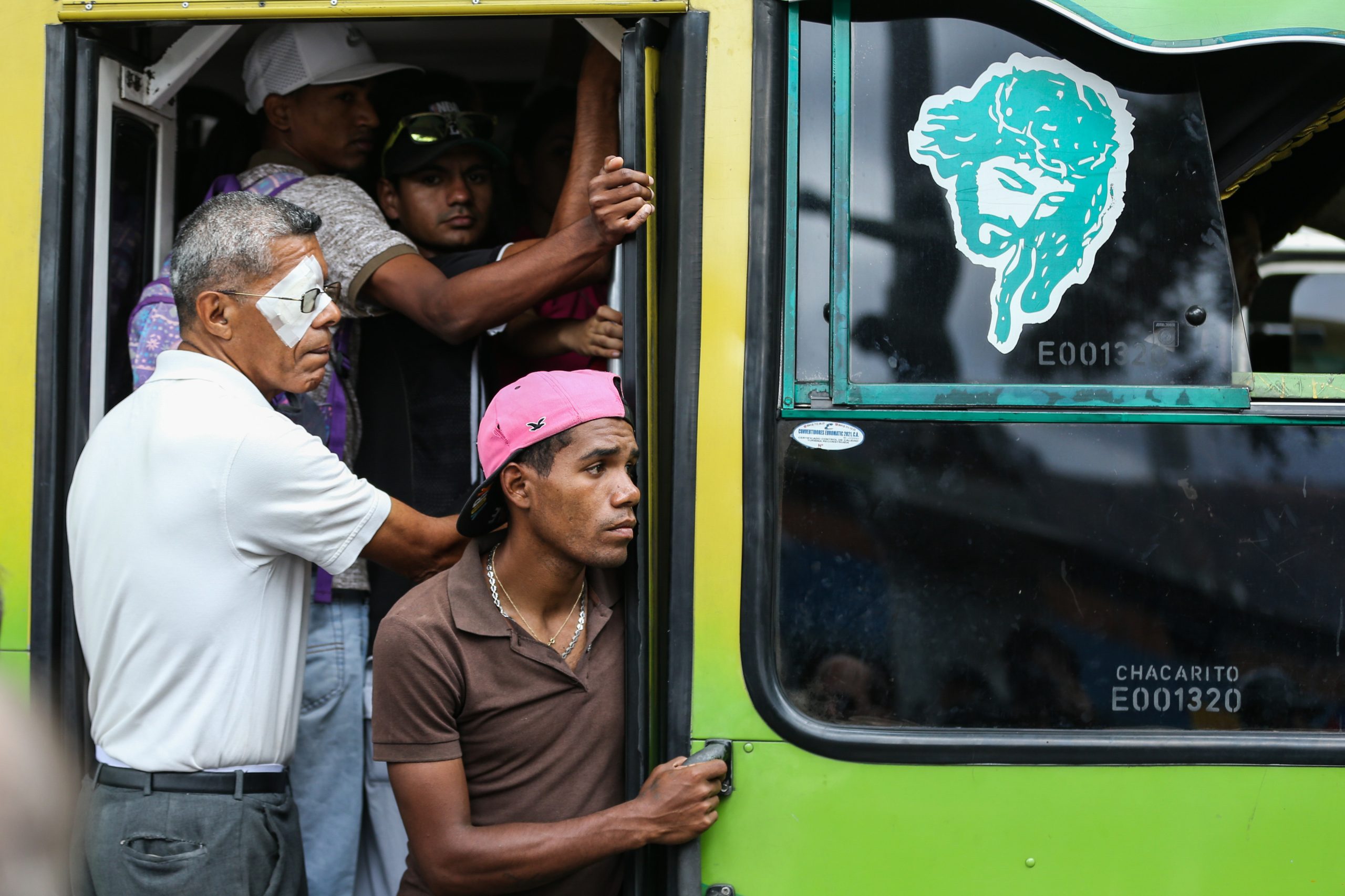 Venezuela. Manhã tranquila em Caracas com aparato militar visível