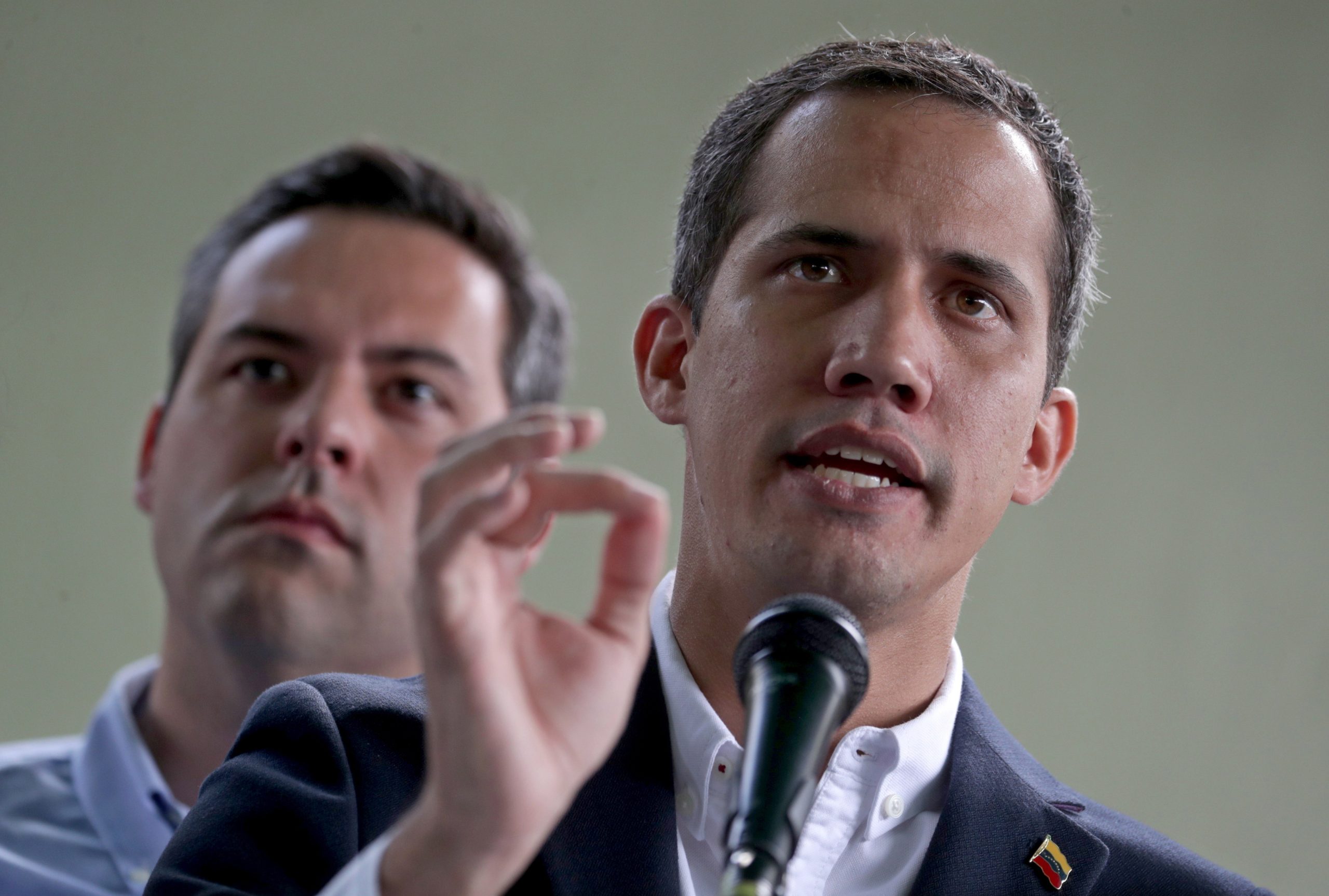 Guaidó não reconhece legitimidade do controlador nem impedimento para exercer cargos públicos