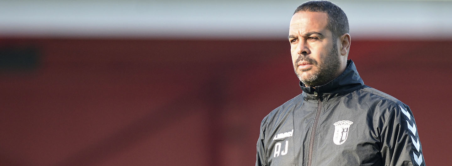 Ex-defesa Artur Jorge assume comando técnico do Sporting de Braga