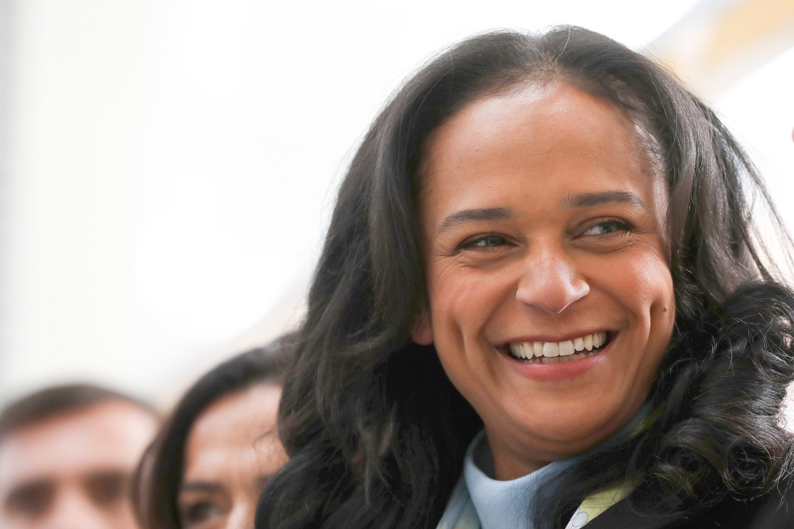 Luanda Leaks: Isabel dos Santos diz que Angola escolheu um caminho em que “todos vão ficar a perder”