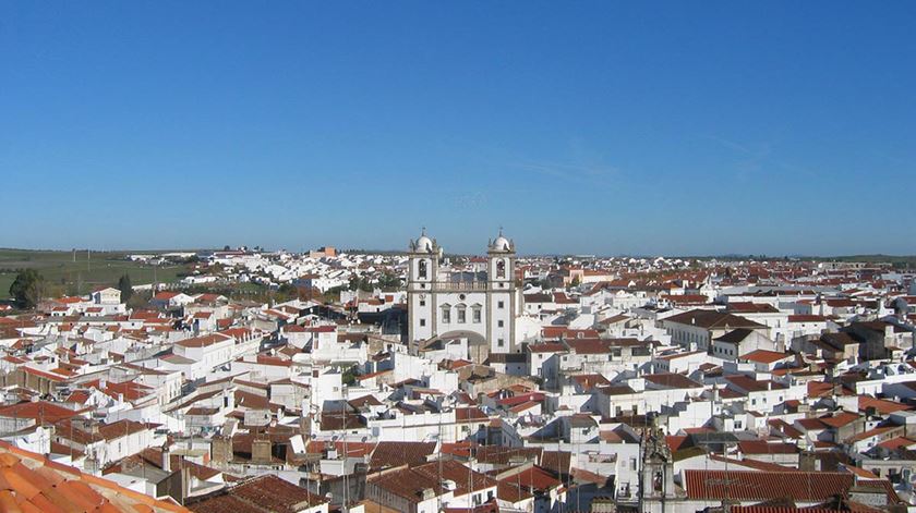 Como Campo Maior se livrou de um bairro de barracas com a ajuda de quem lá vivia