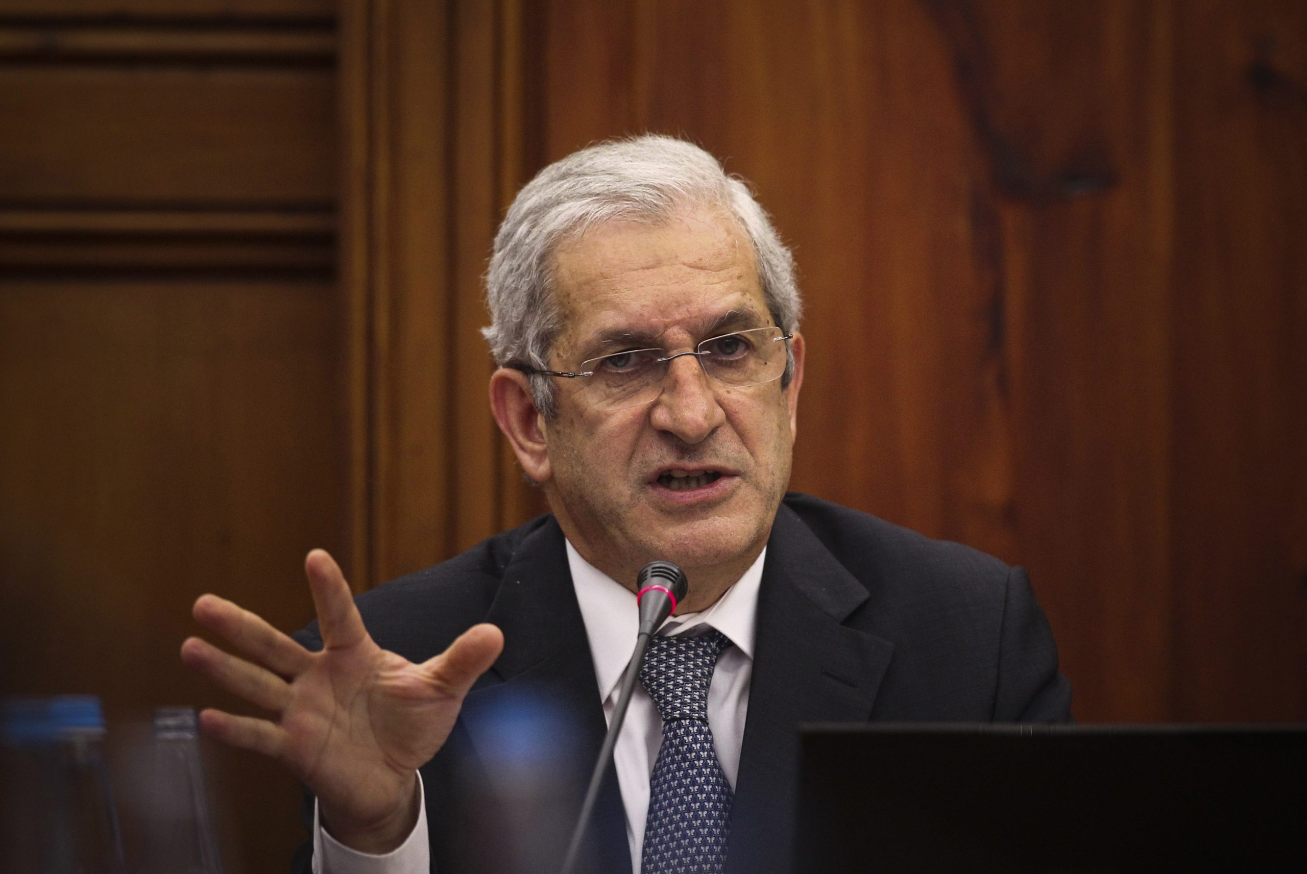 Carlos Tavares alerta para perigo de repetição dos erros que levaram à crise