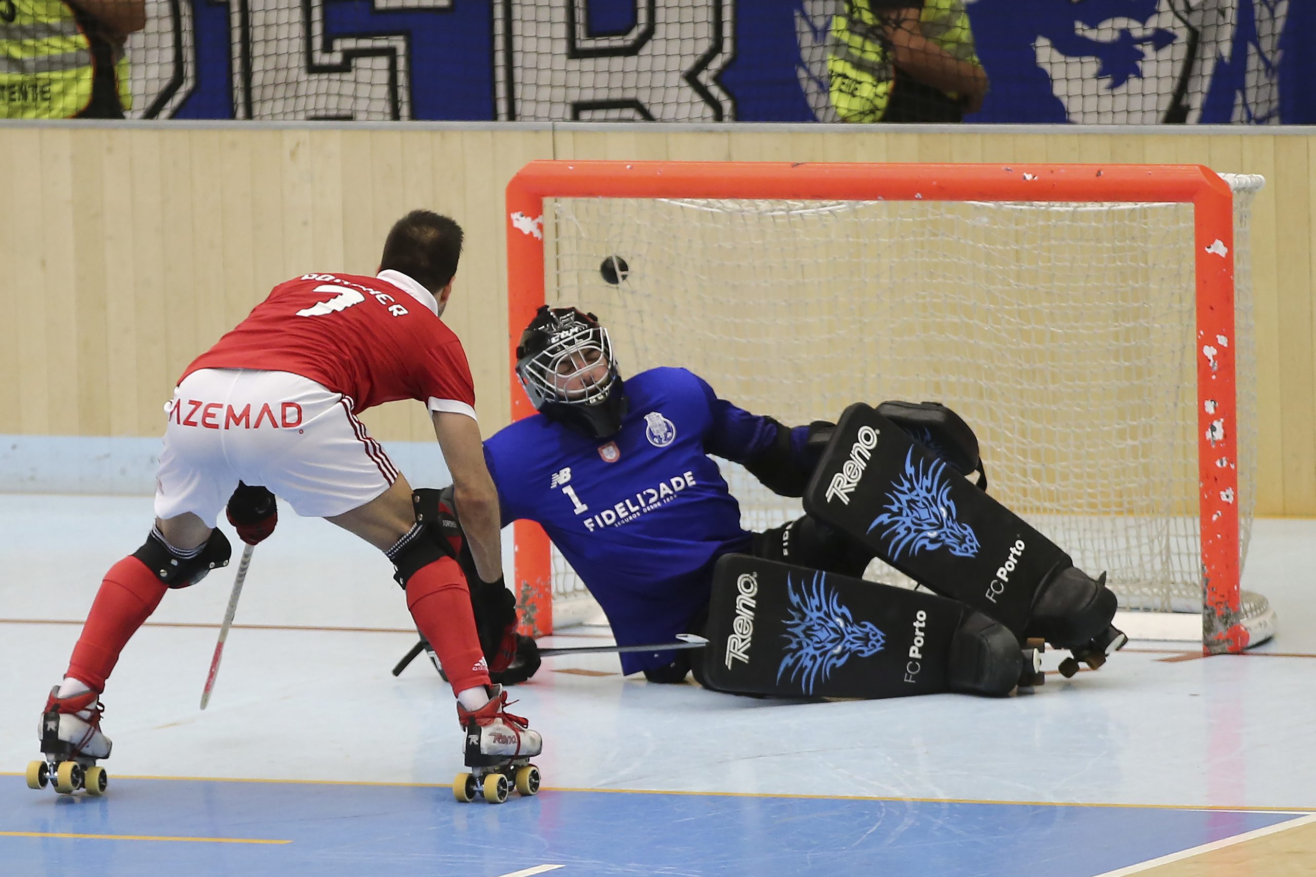 Hóquei em patins: FC Porto e Benfica empatam a sete e ‘entregam’ liderança ao Sporting