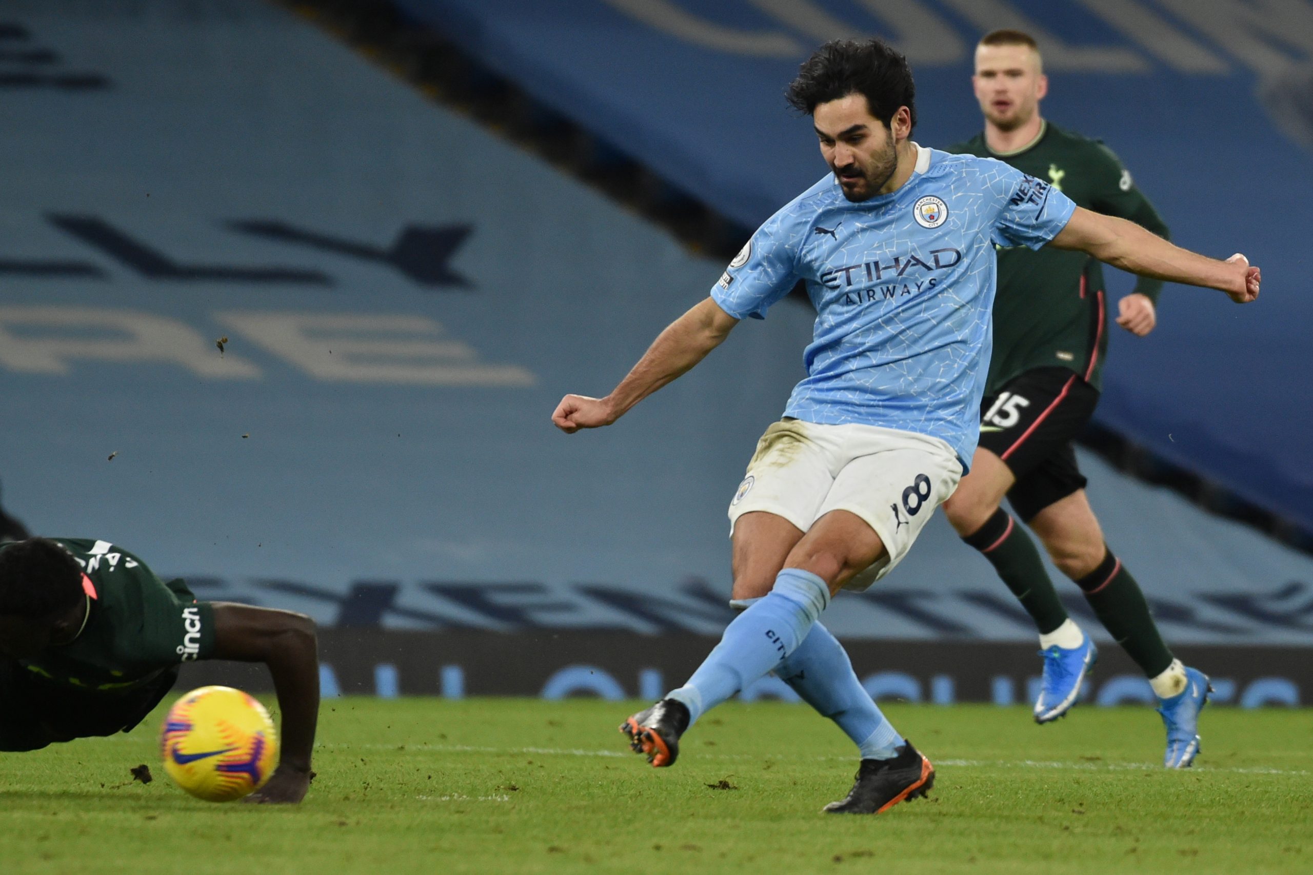 Manchester City continua ‘inabalável’ e vence Tottenham de José Mourinho