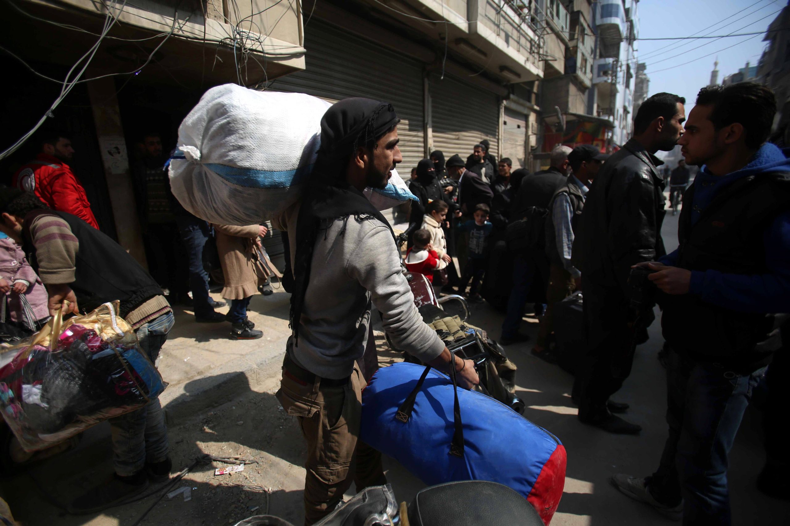 Regime sírio anuncia que reduto sul de Ghouta já não tem rebeldes