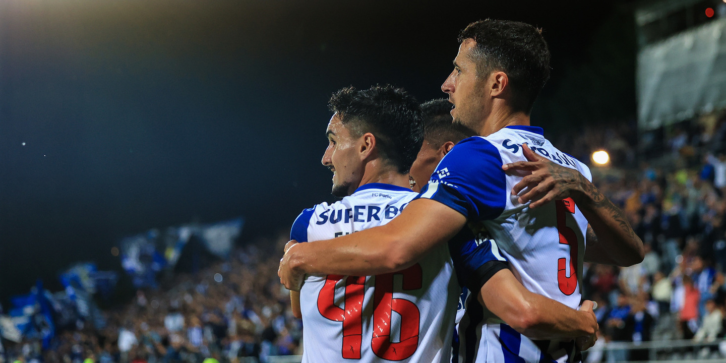 FC Porto vence em Arouca e mantém distância de quatro pontos para SL Benfica