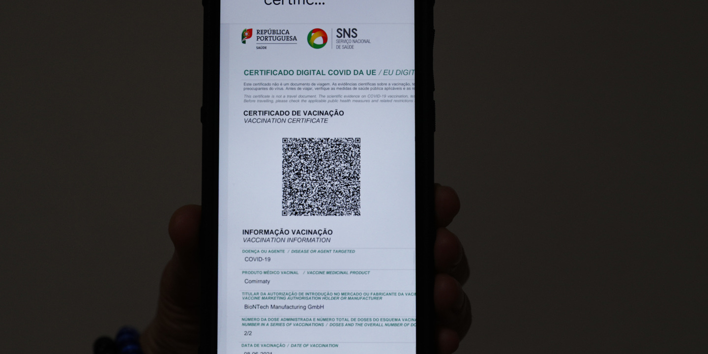 Covid-19: Visitantes de instituições de acolhimento têm de apresentar certificado digital