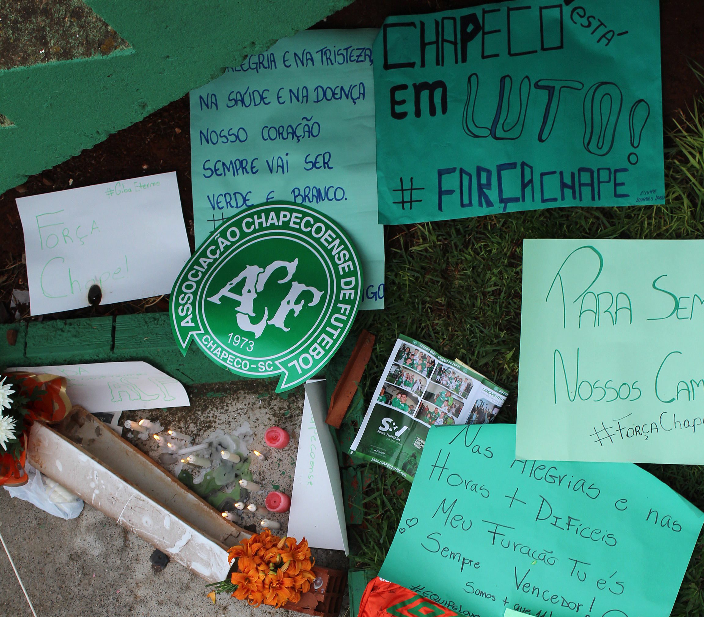 Futebol brasileiro em luto. Todos os jogos suspensos por uma semana