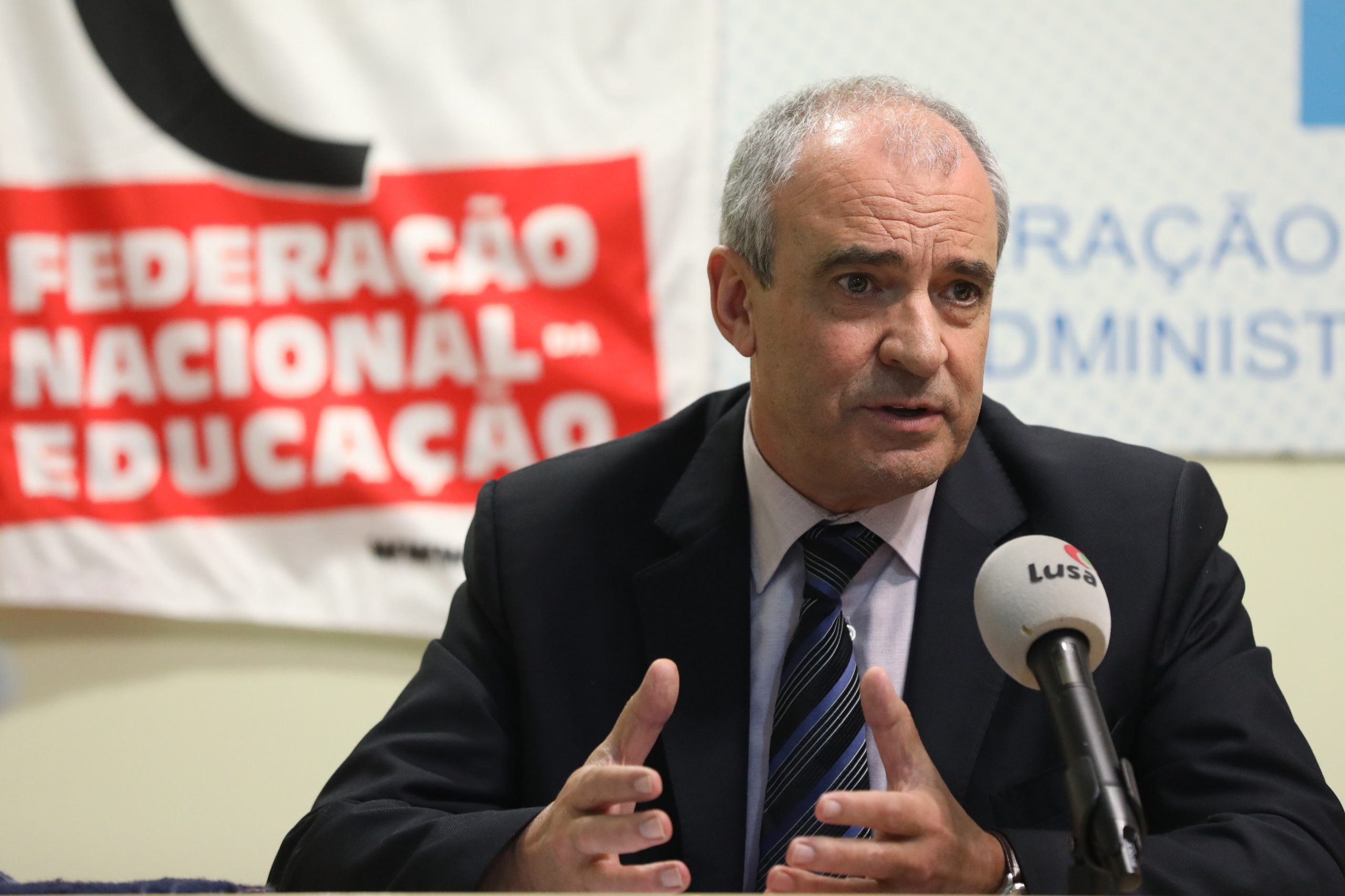 FNE respeita serviços mínimos para greve, mas avisa que situação “não diminui as razões da enorme insatisfação dos professores”