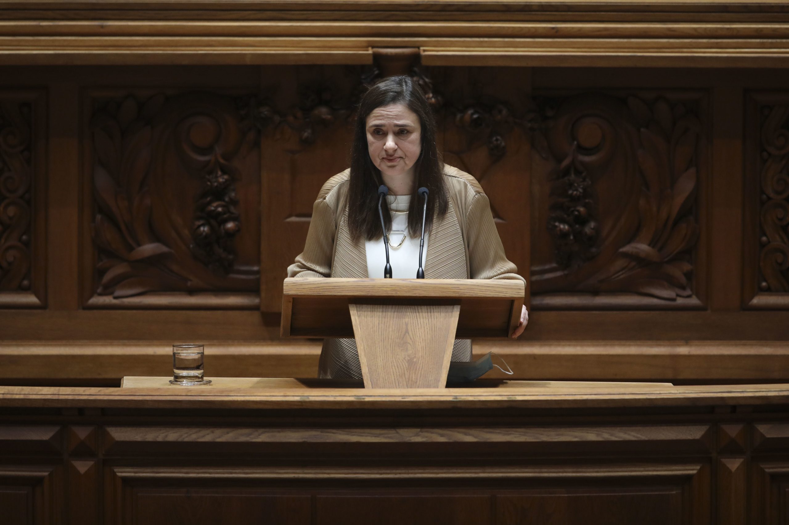 Deputada do PSD foi eleita vereadora em Lisboa mas pode não renunciar lugar na Assembleia da República