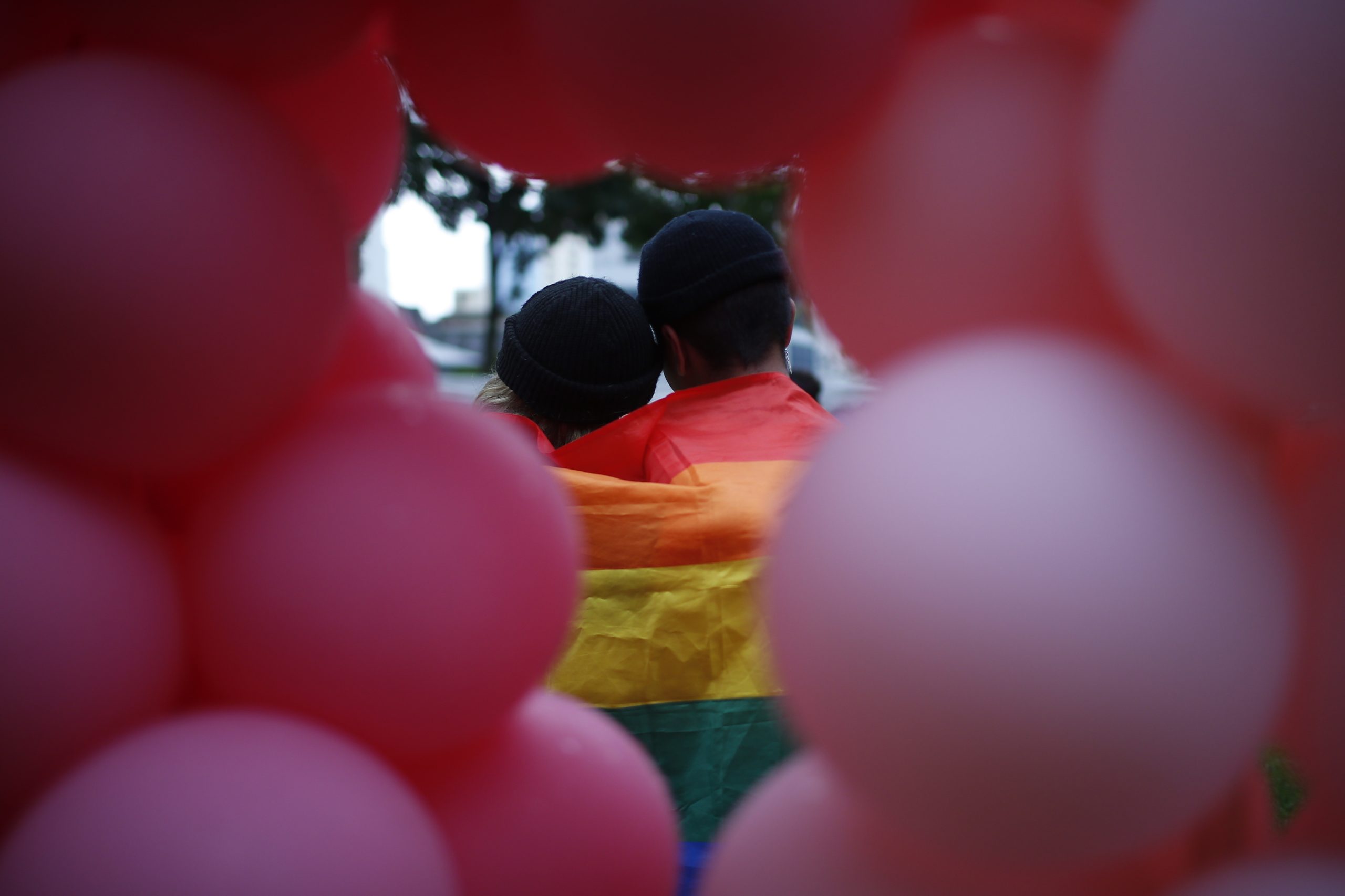 Amnistia diz que ainda há um longo caminho a percorrer na igualdade das pessoas LGBTI