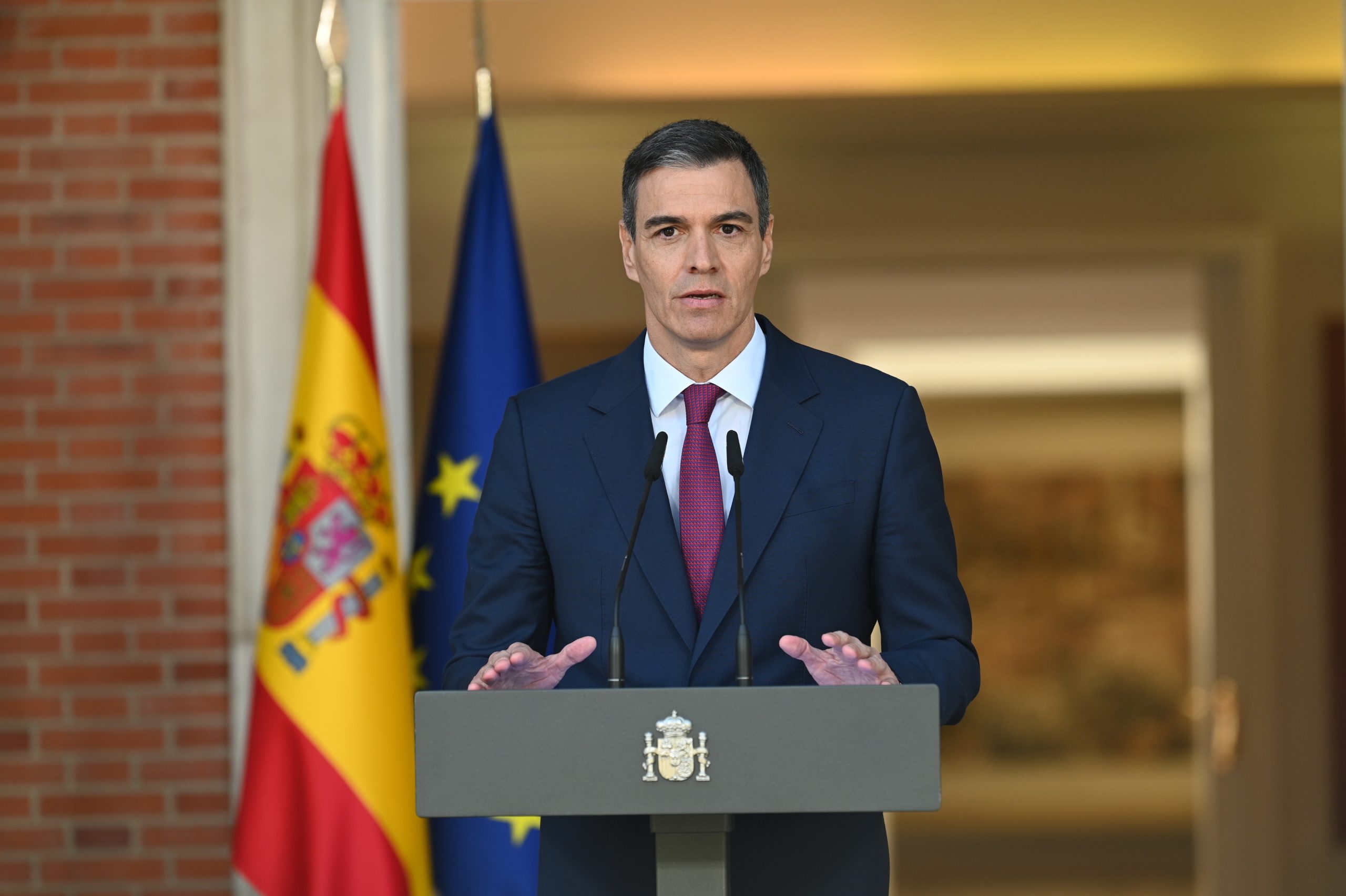 Partido de independentista catalão Puigdemont rompe acordos com PSOE de Pedro Sánchez