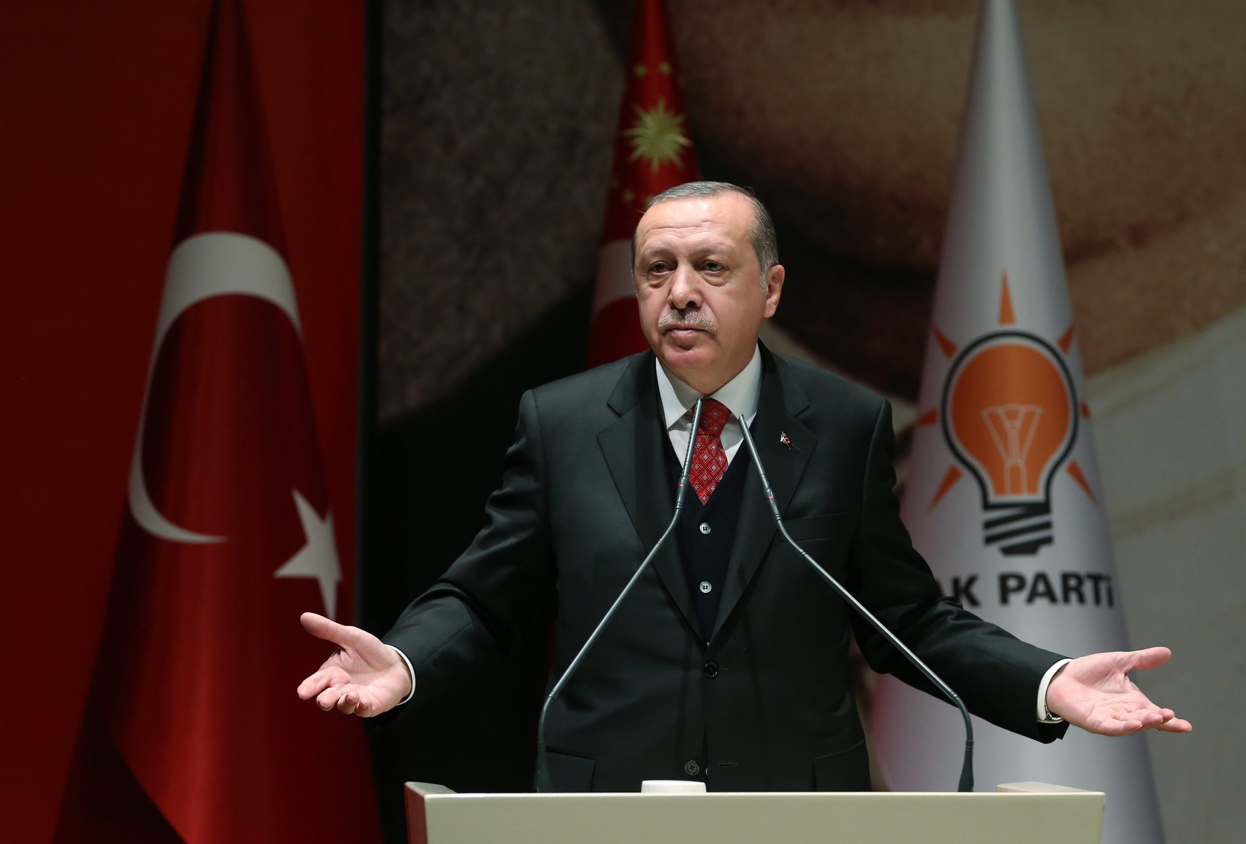 Turquia aumenta segurança nas embaixadas de Israel e dos EUA no país