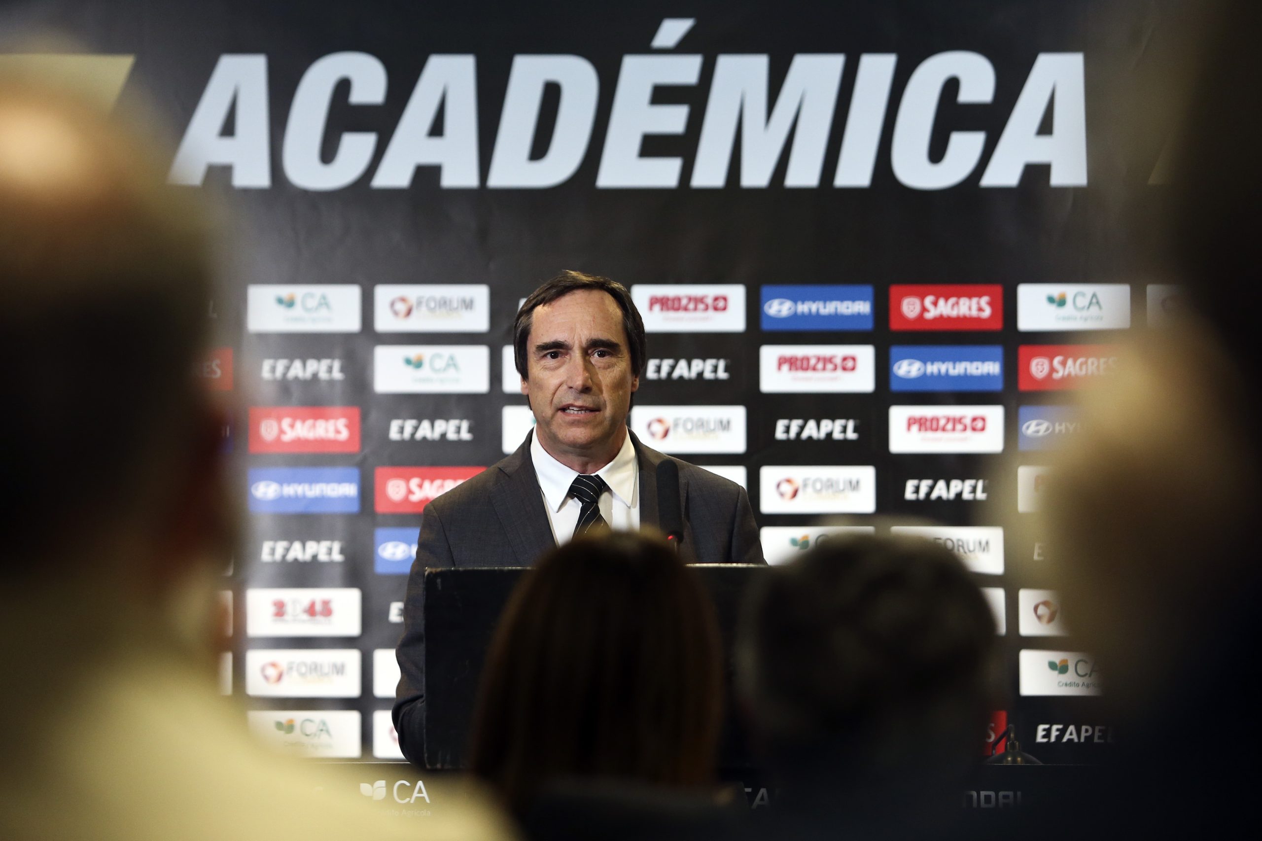 Tribunal de Coimbra condena ex-presidente da Académica a pena suspensa