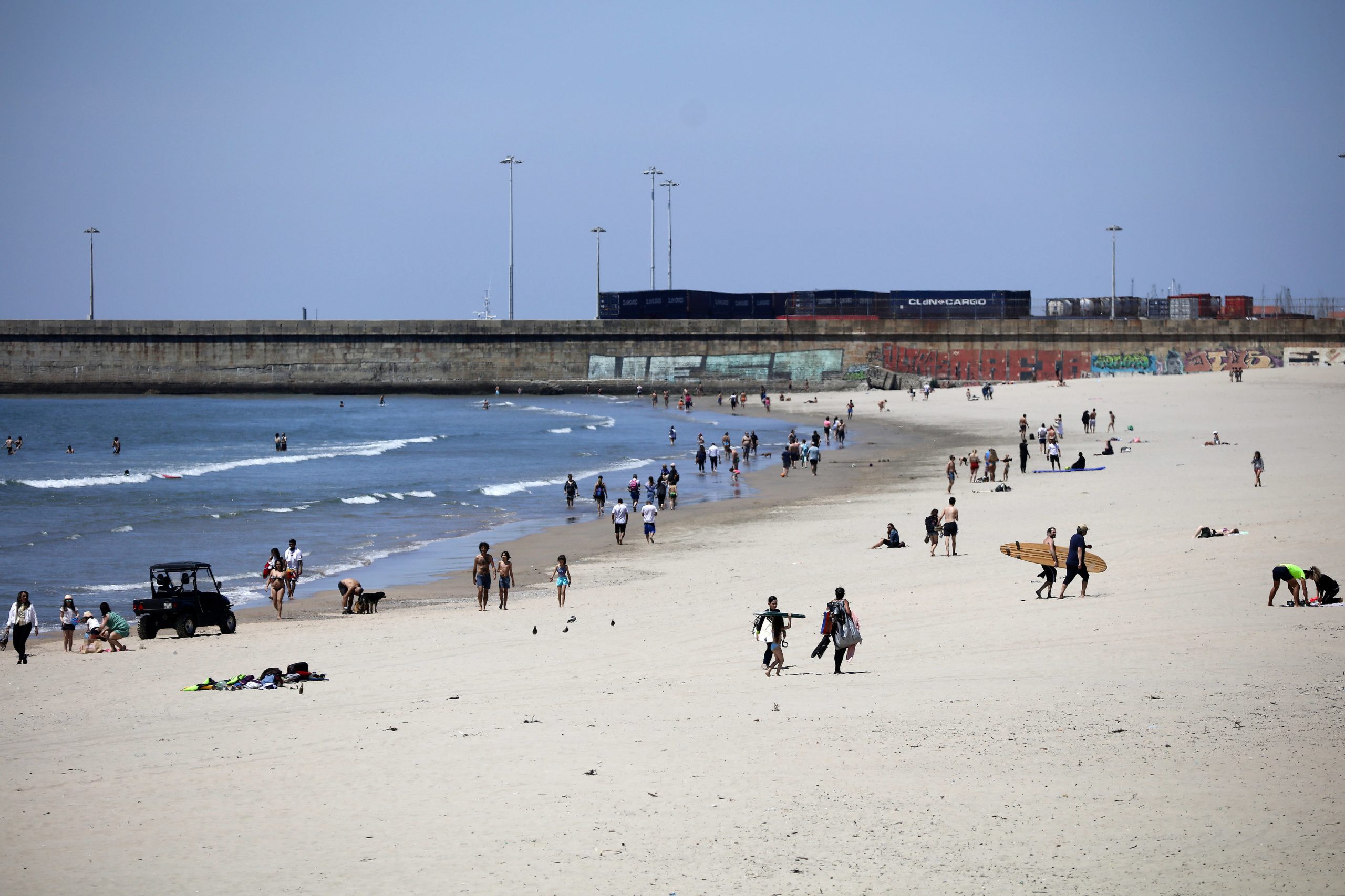 Investigadores detetam bactérias patogénicas em águas de praias balneares do Norte