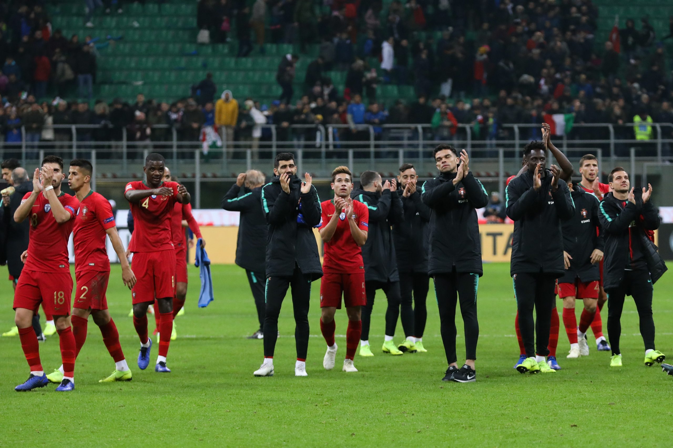 Portugal-Polónia: Um jogo para testar soluções e cumprir calendário