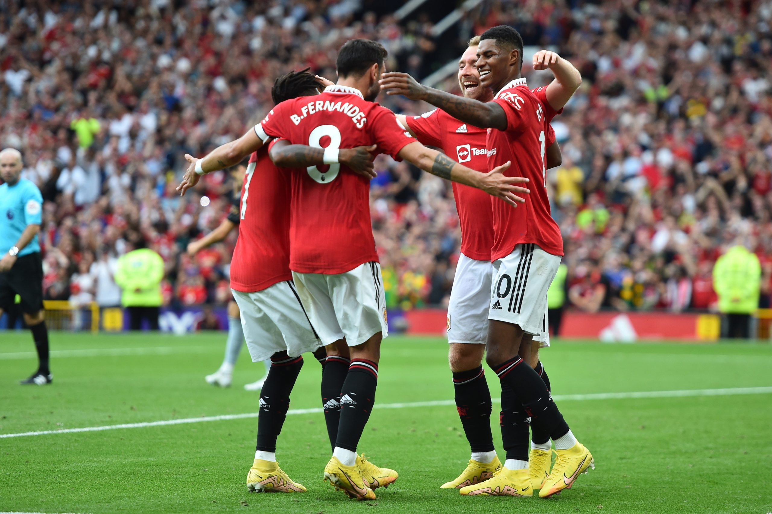 Manchester United vence Arsenal com ‘bis’ de Rashford na versão ‘Ronaldo suplente’