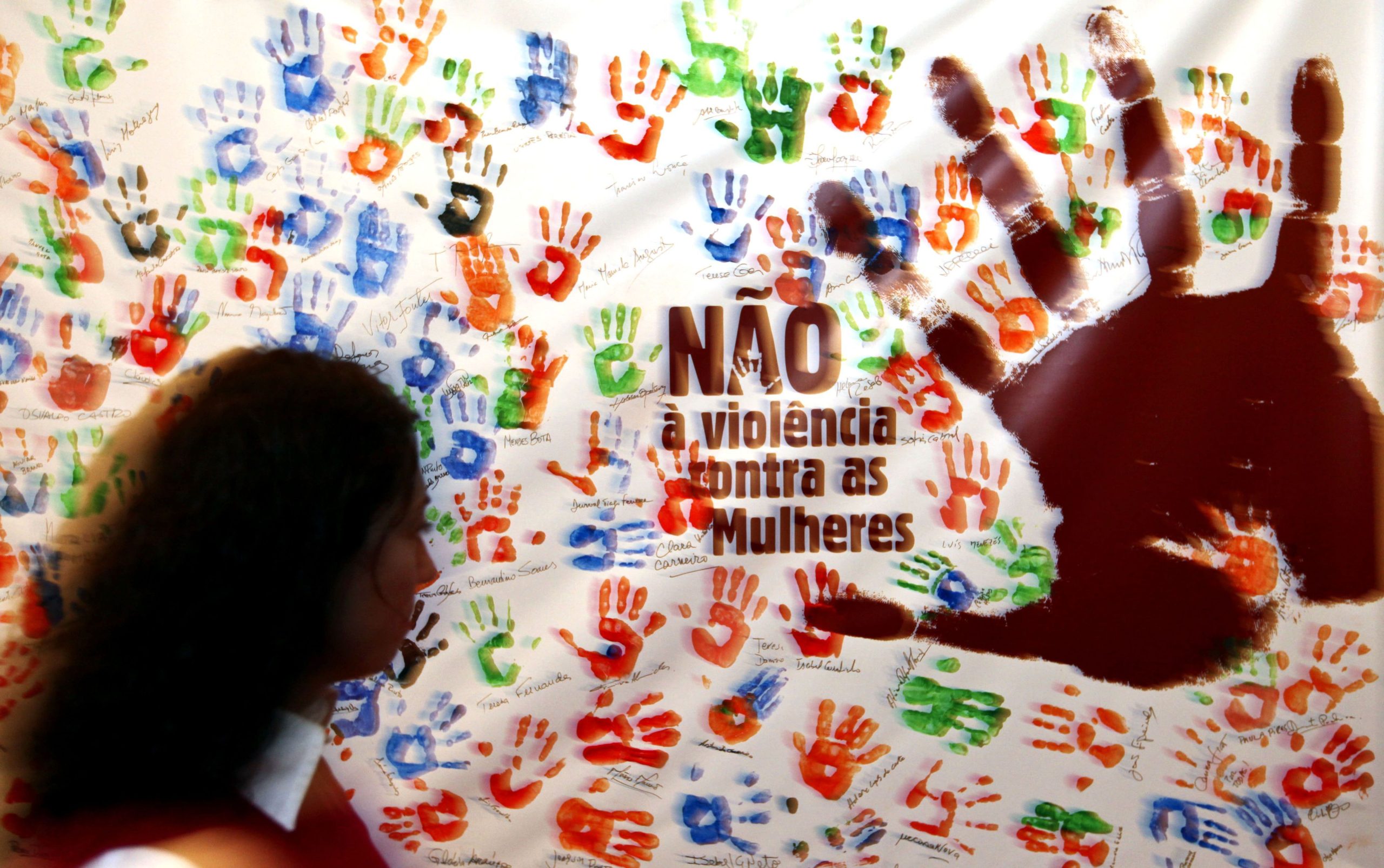 Relatório europeu cita caso português para defender direitos das mulheres