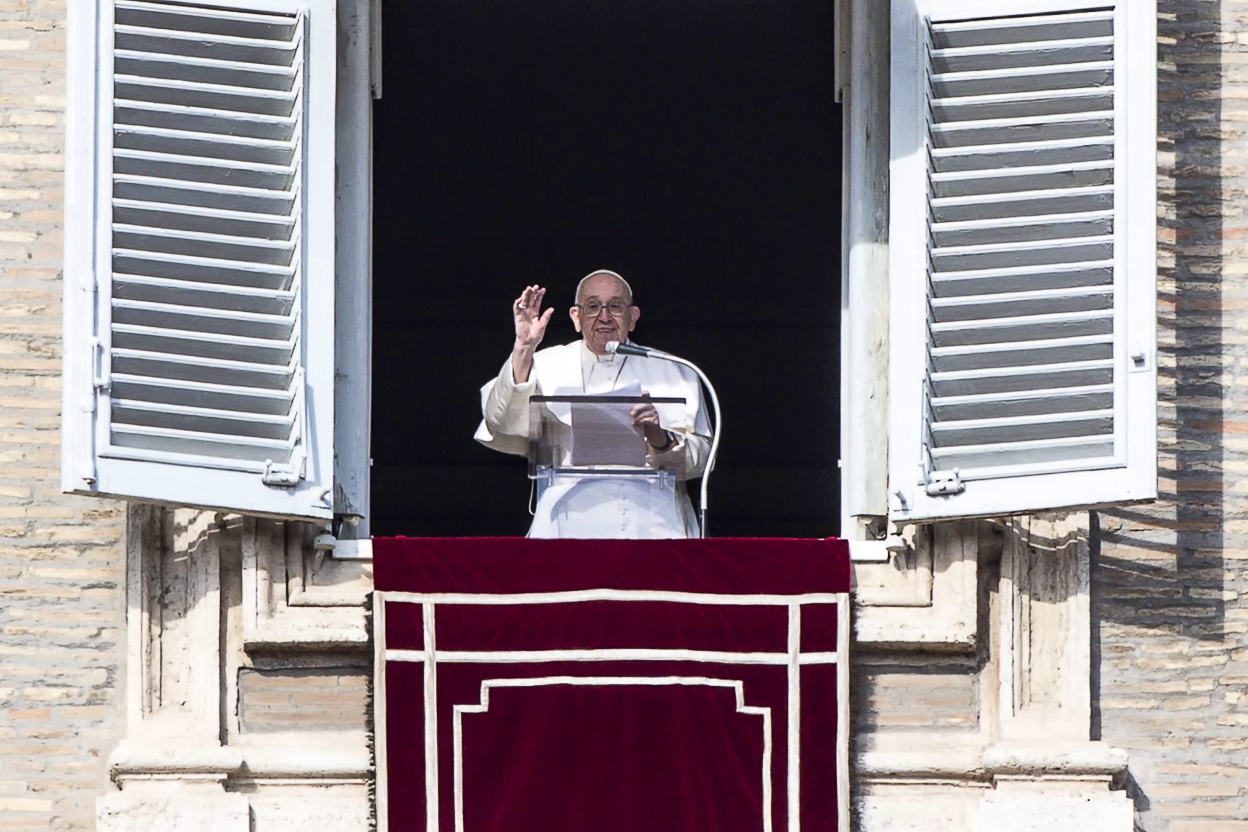 “Falar com o coração”. Papa Francisco diz que comunicação não deve “reduzir-se a uma estratégia de marketing”