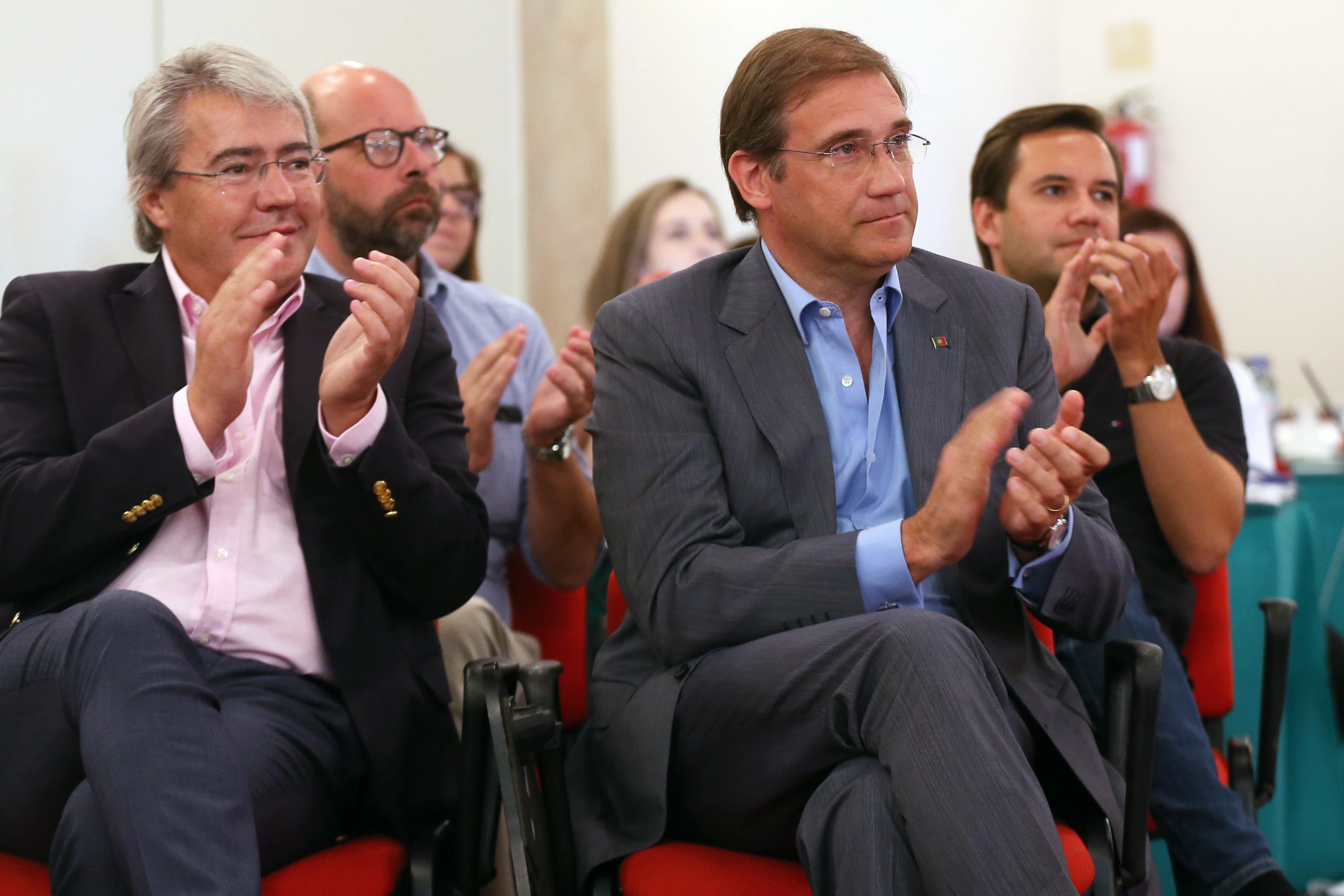 Passos Coelho encerra Universidade de Verão do PSD marcada por declarações de Cavaco e Rangel
