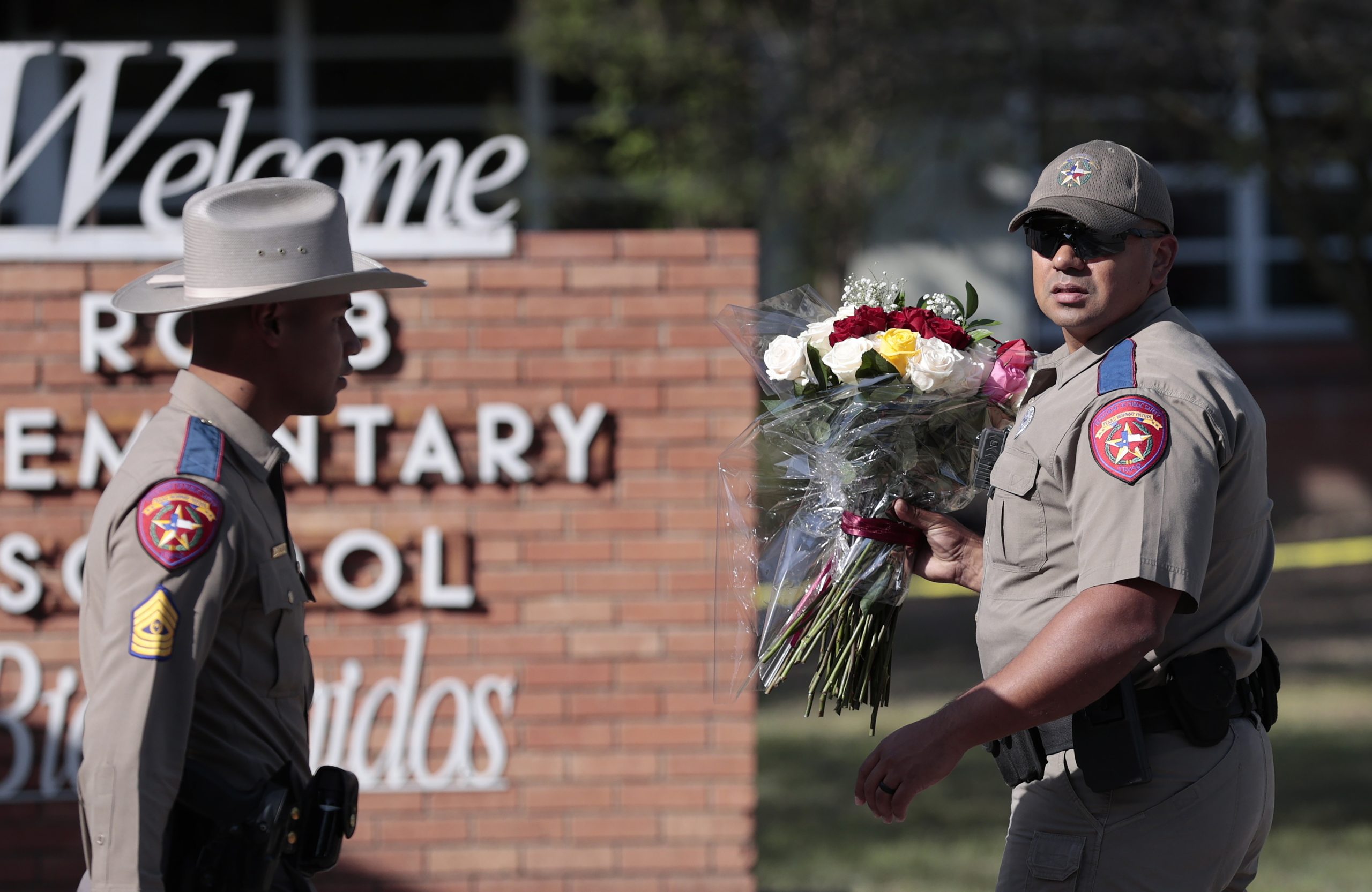 Estados Unidos. Jovem detido no Texas após ser apanhado com armas junto a escola
