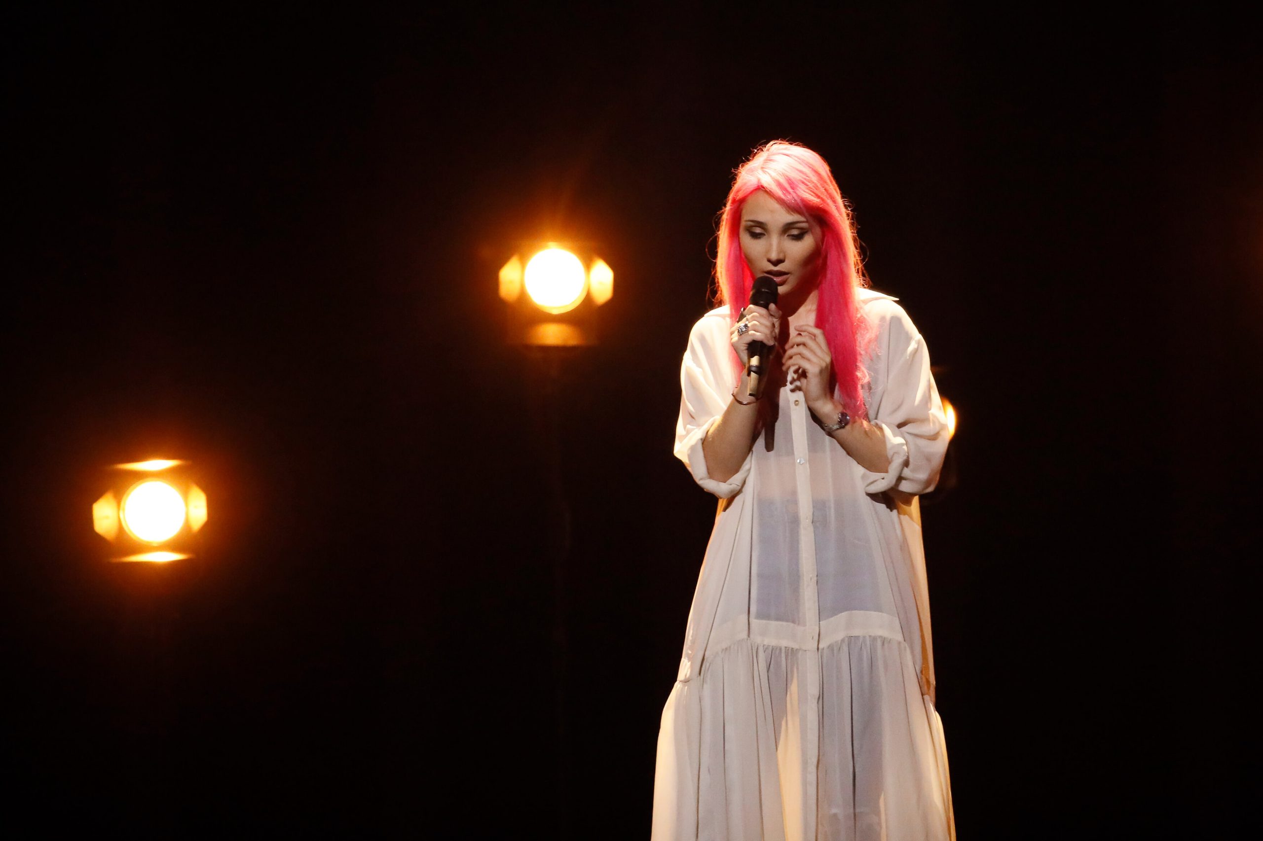 Eurovisão: Cláudia Pascoal prepara álbum em português com tema criado por Luísa Sobral