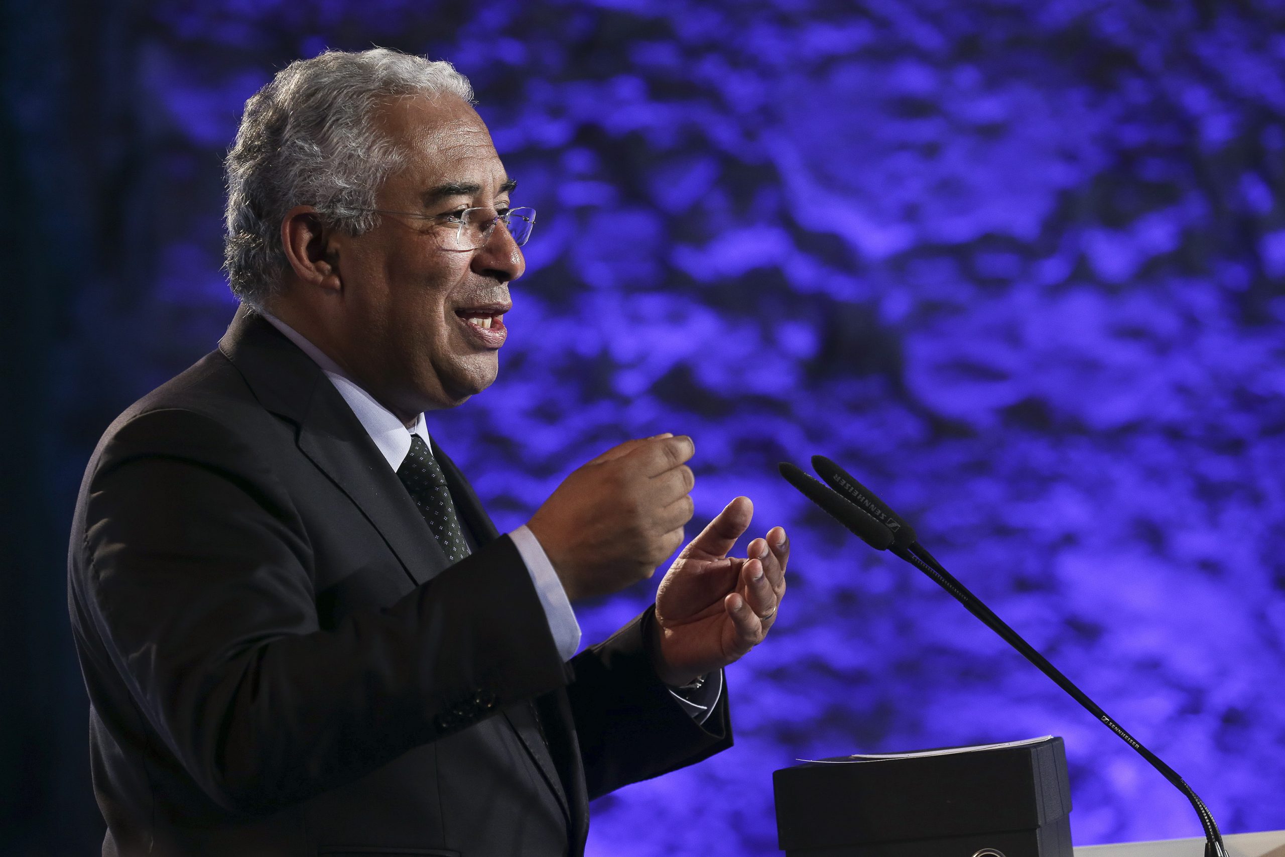 Primeiro-ministro diz que Portugal não pode perder capacidade de proteger portugueses no estrangeiro