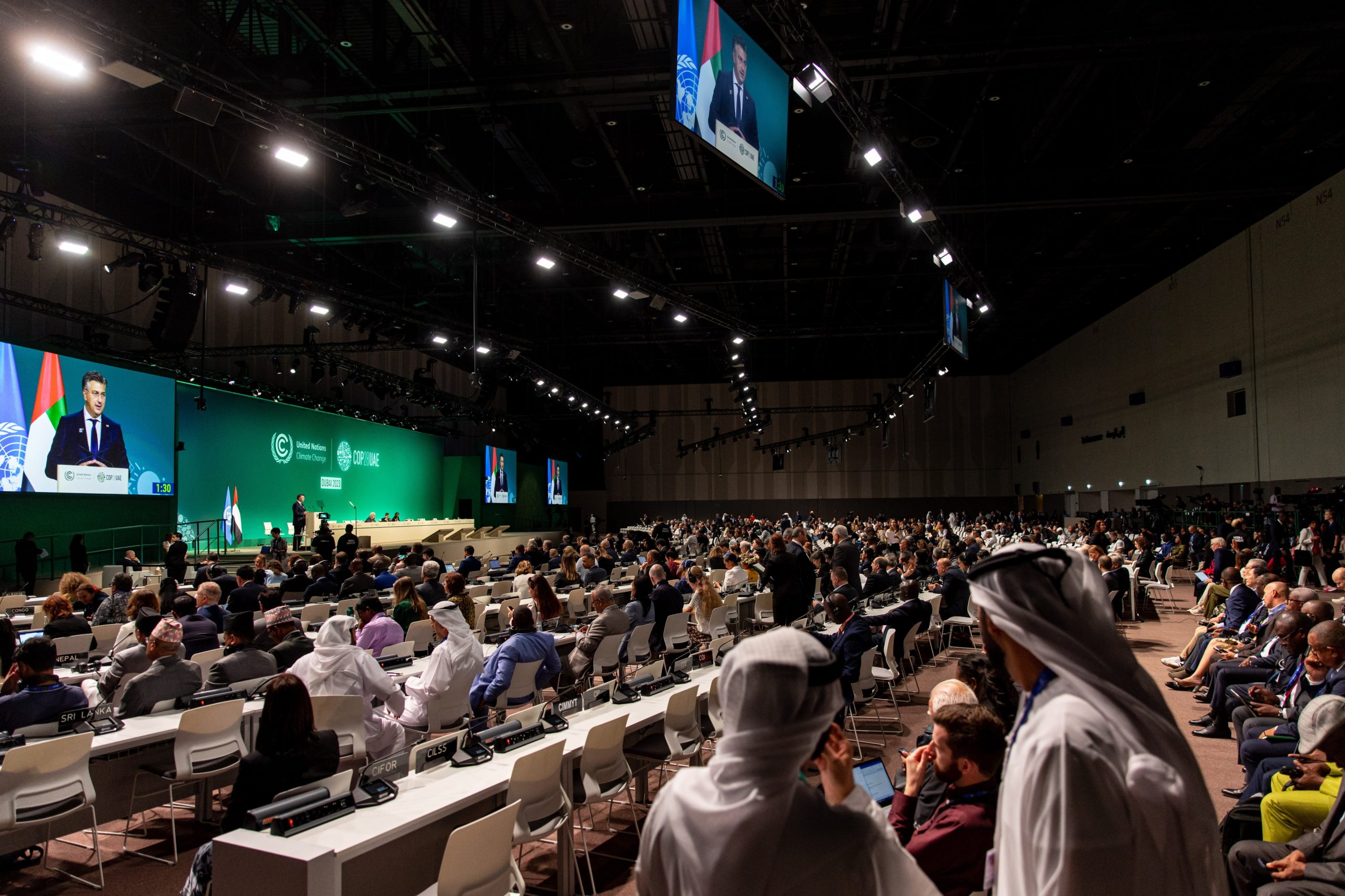 COP28: China assinala progressos sobre eliminação dos combustíveis fósseis