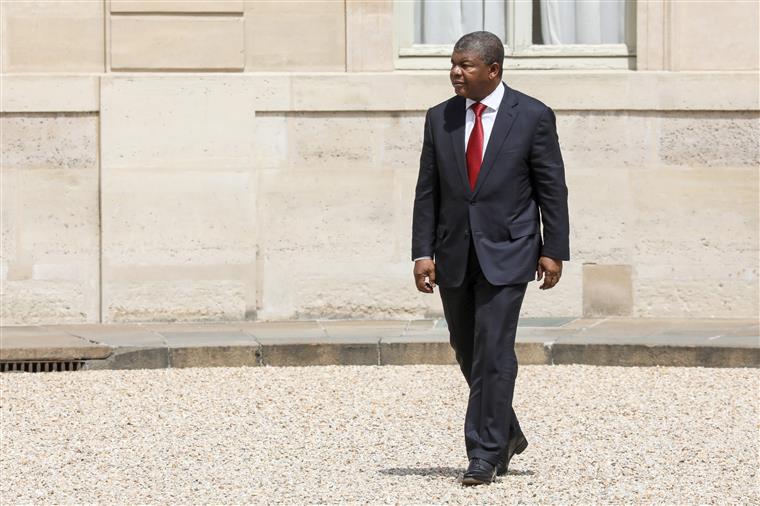 João Lourenço deixa resposta a José Eduardo dos Santos para quando chegar a Luanda