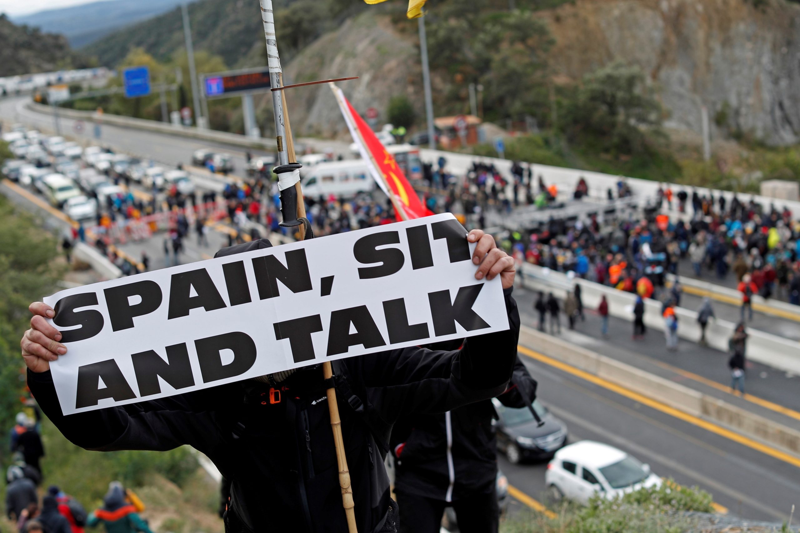 Catalunha. Generalitat apela a Portugal para que intervenha em prol do diálogo