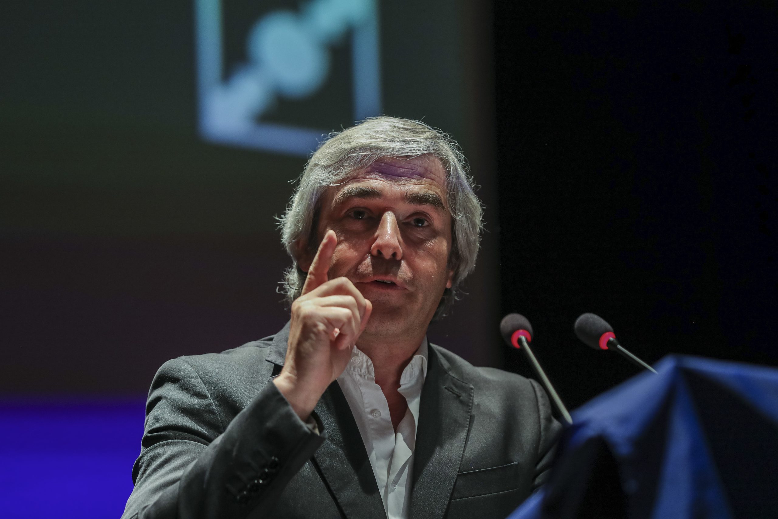 Nuno Melo alerta que mudança de ministro não resolve problemas do SNS