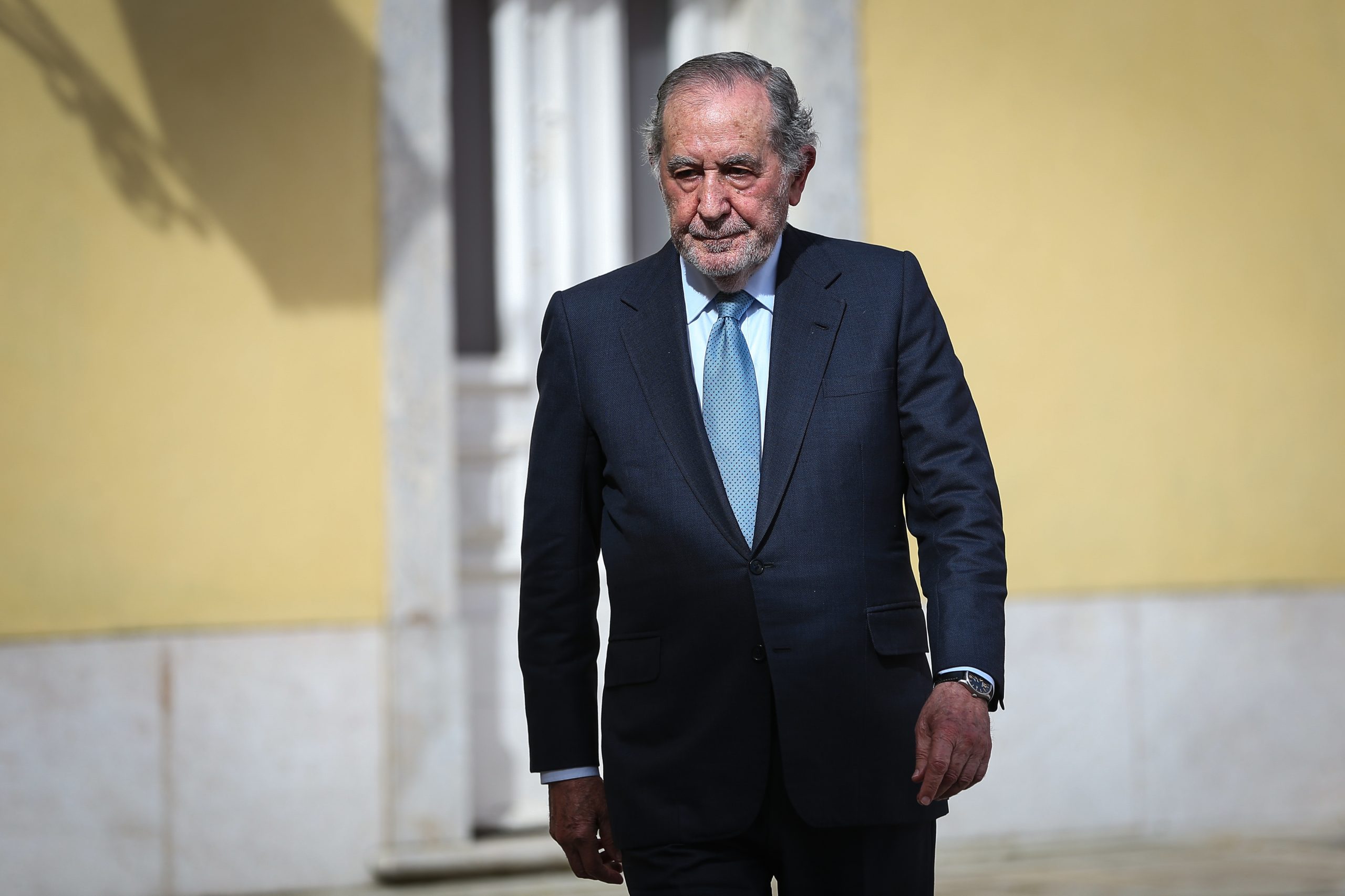 Viatura oficial de Ramalho Eanes envolvida em acidente em Alcácer do Sal