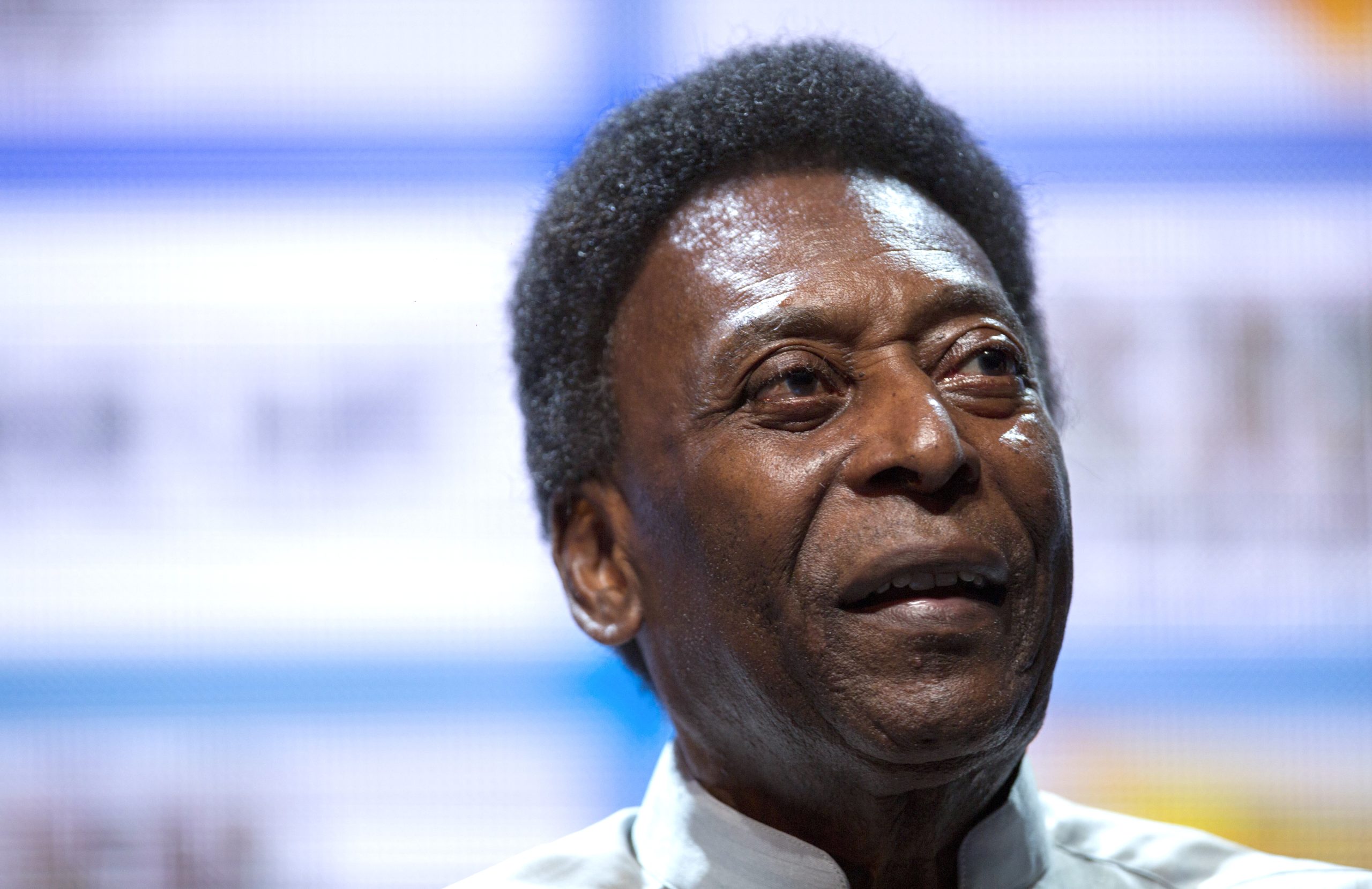 Pelé movido para cuidados paliativos. Ex-futebolista está internado desde terça-feira