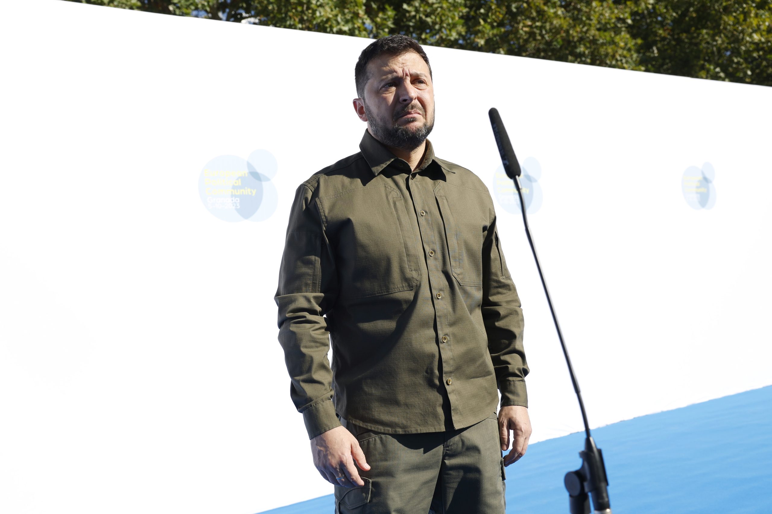 Zelenski critica lentidão da UE em aprovar novas sanções