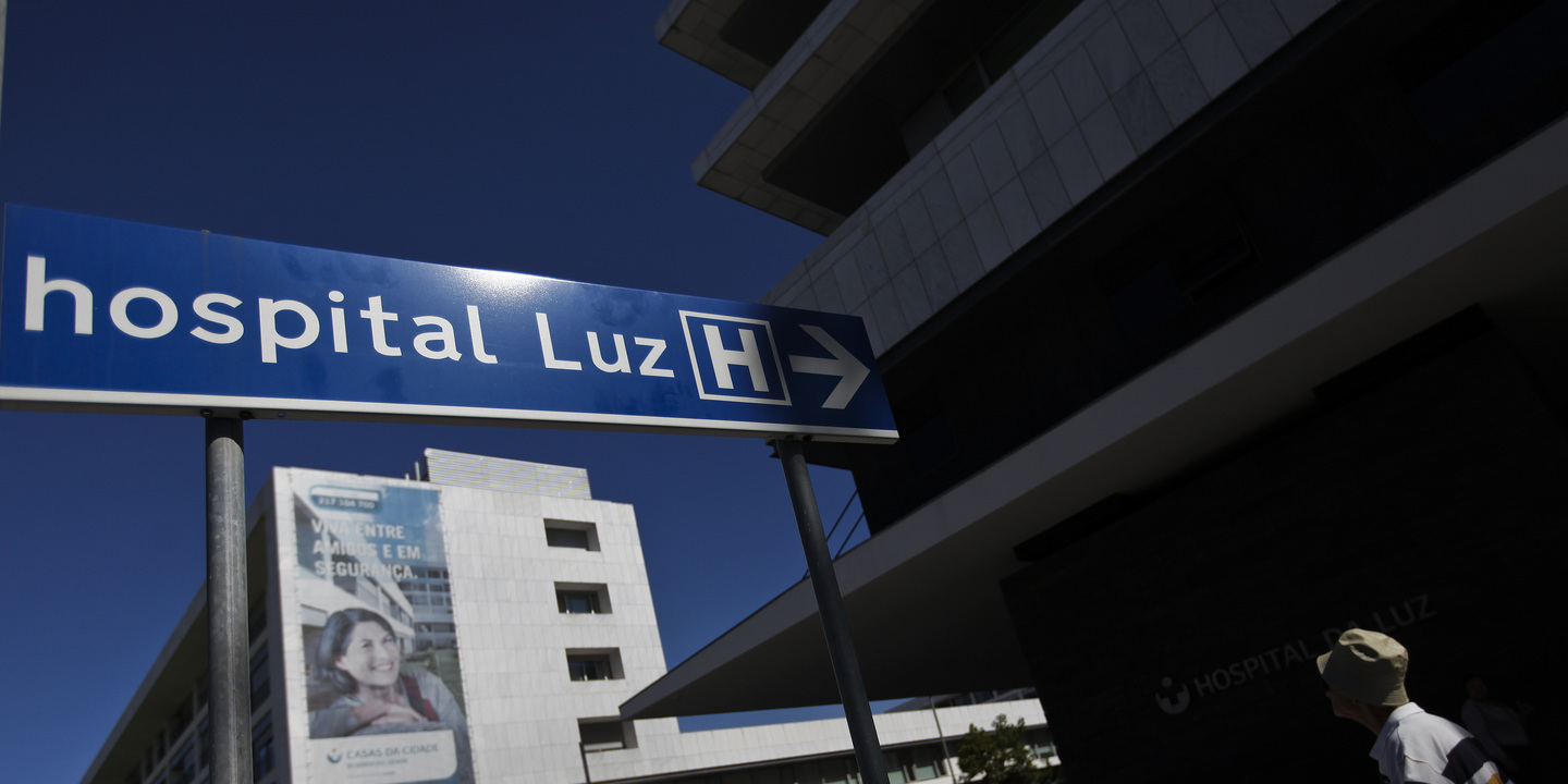 Trabalhadores do Hospital da Luz reivindicam aplicação do Contrato Coletivo de Trabalho