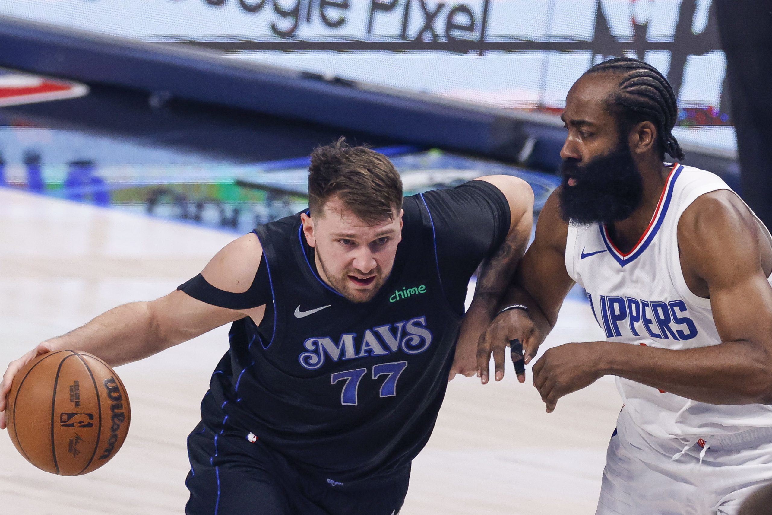 Mavericks vão defrontar Thunder na segunda ronda dos ‘play-off’