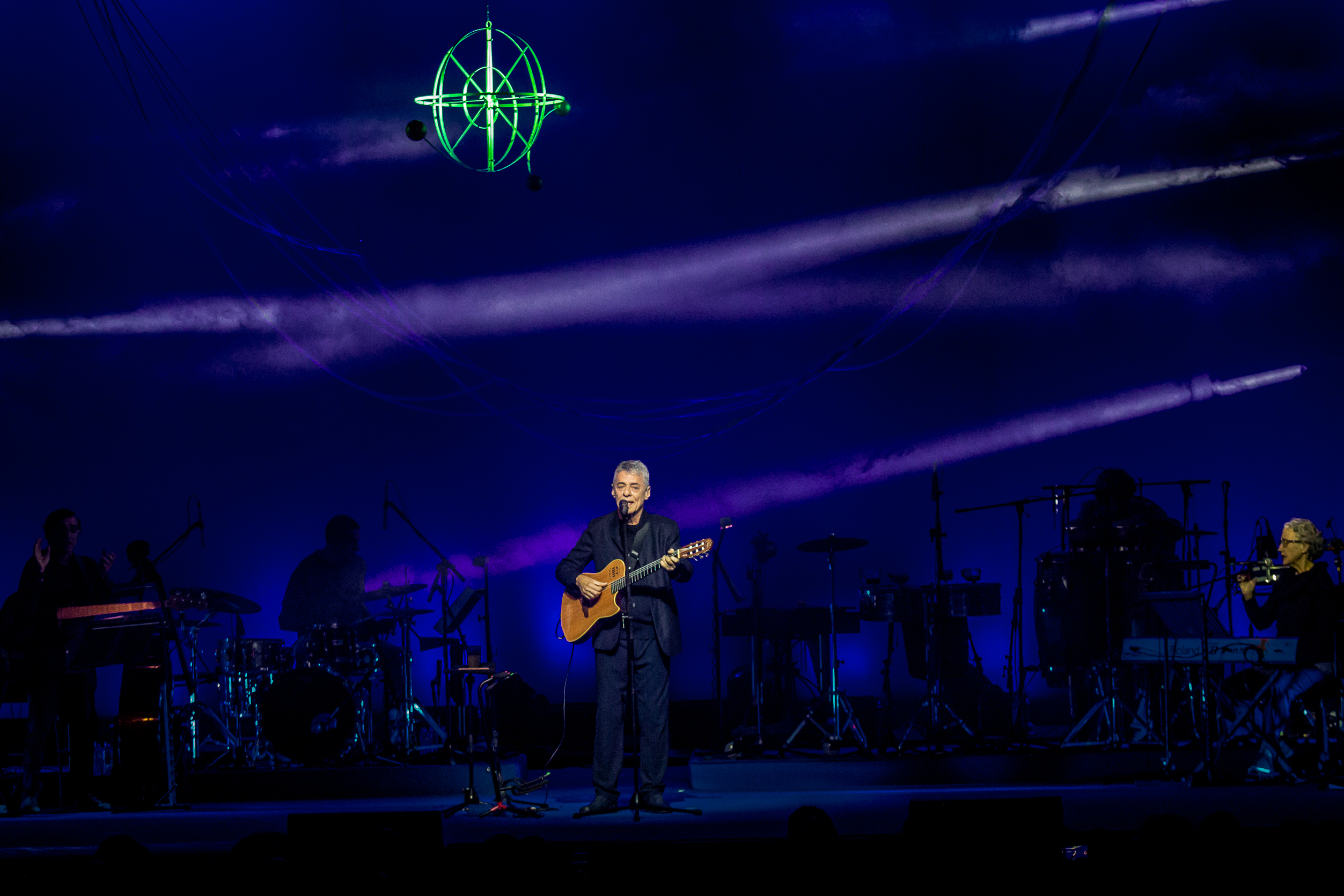 UGT solidária com Chico Buarque mostra-se contra ataque à democracia e sindicatos