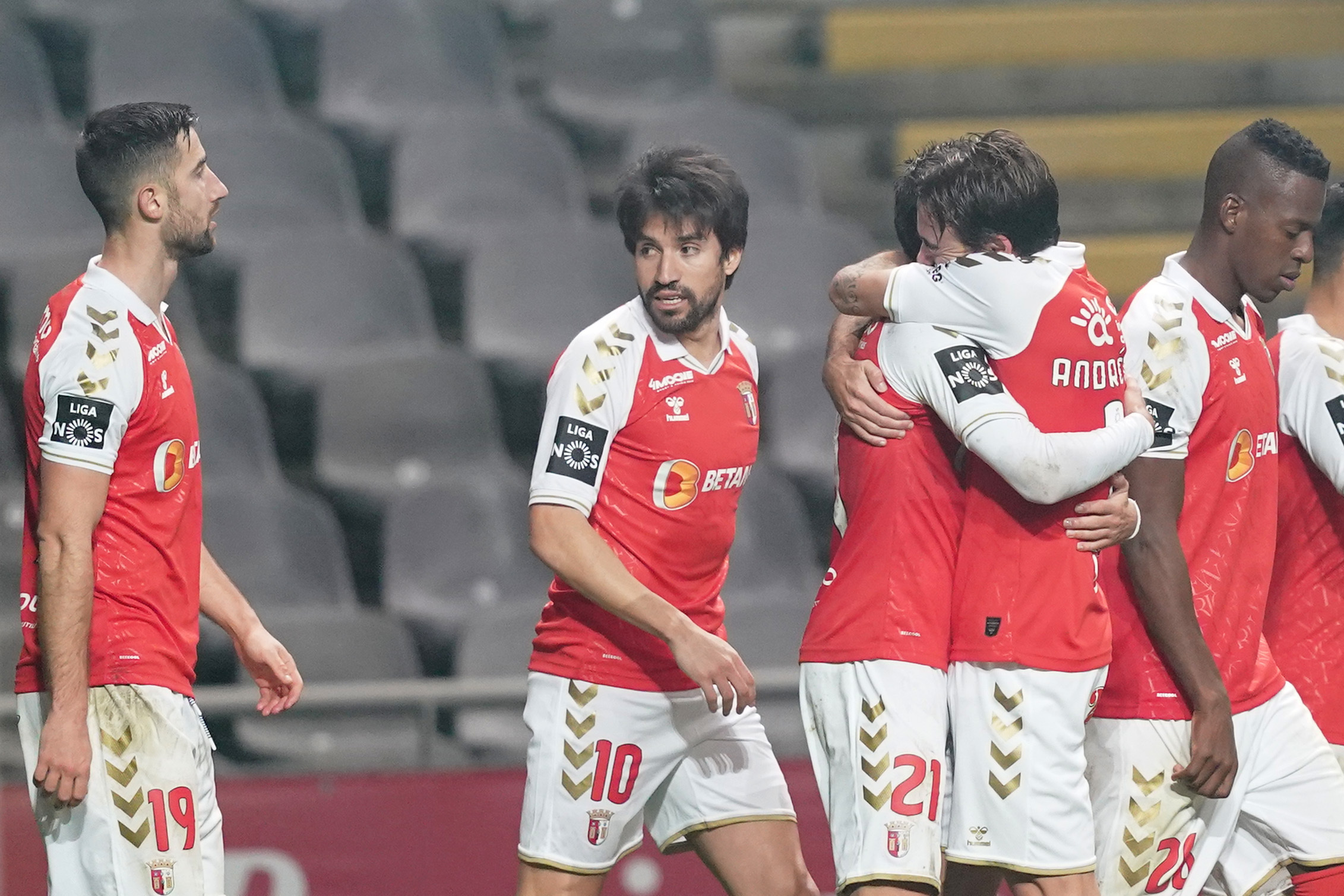Sporting de Braga dá volta ao resultado e vence Portimonense