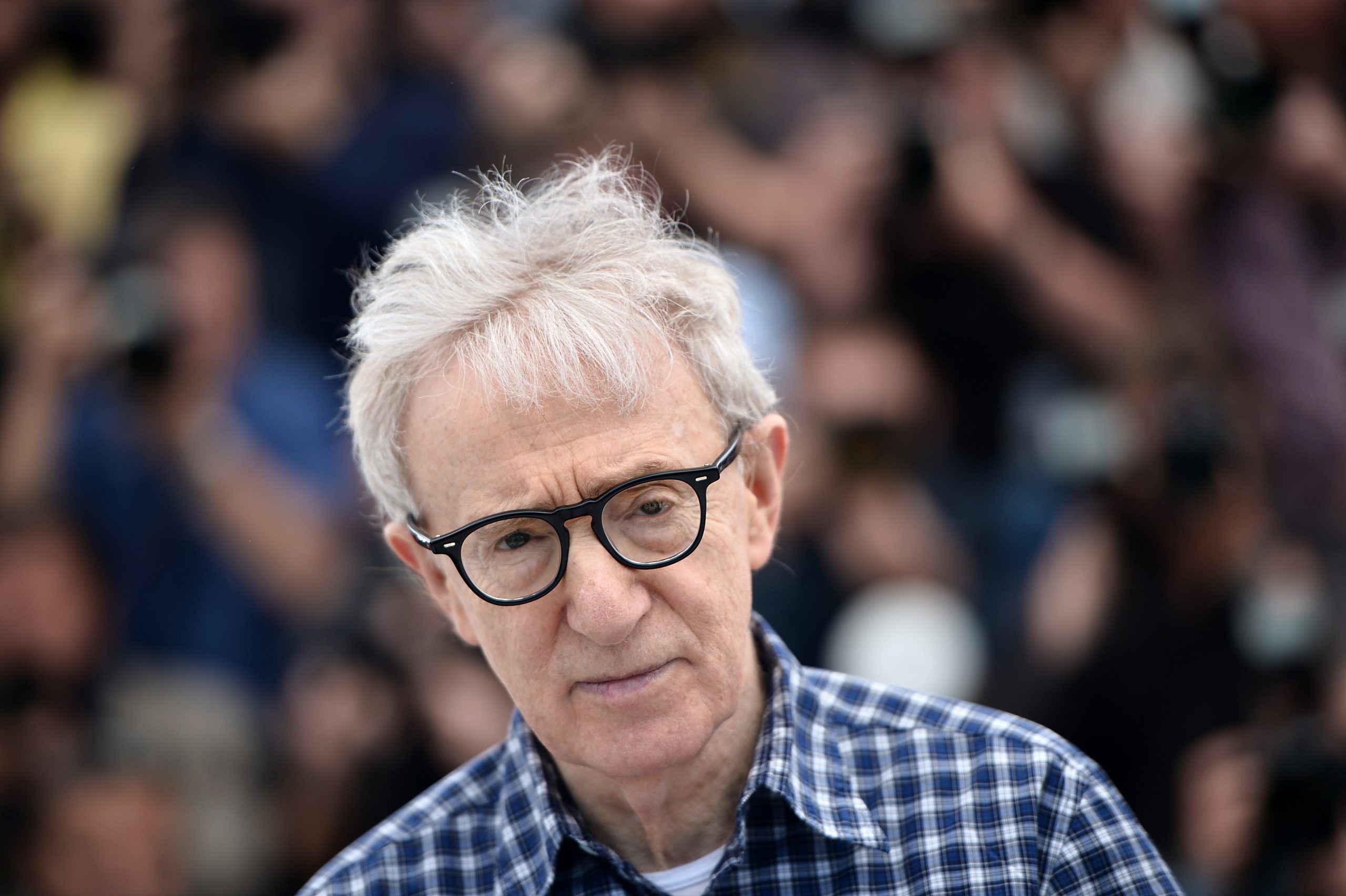 Autobiografia de Woody Allen foi lançada sem aviso prévio para não estar submetida “às pressões politicamente corretas”