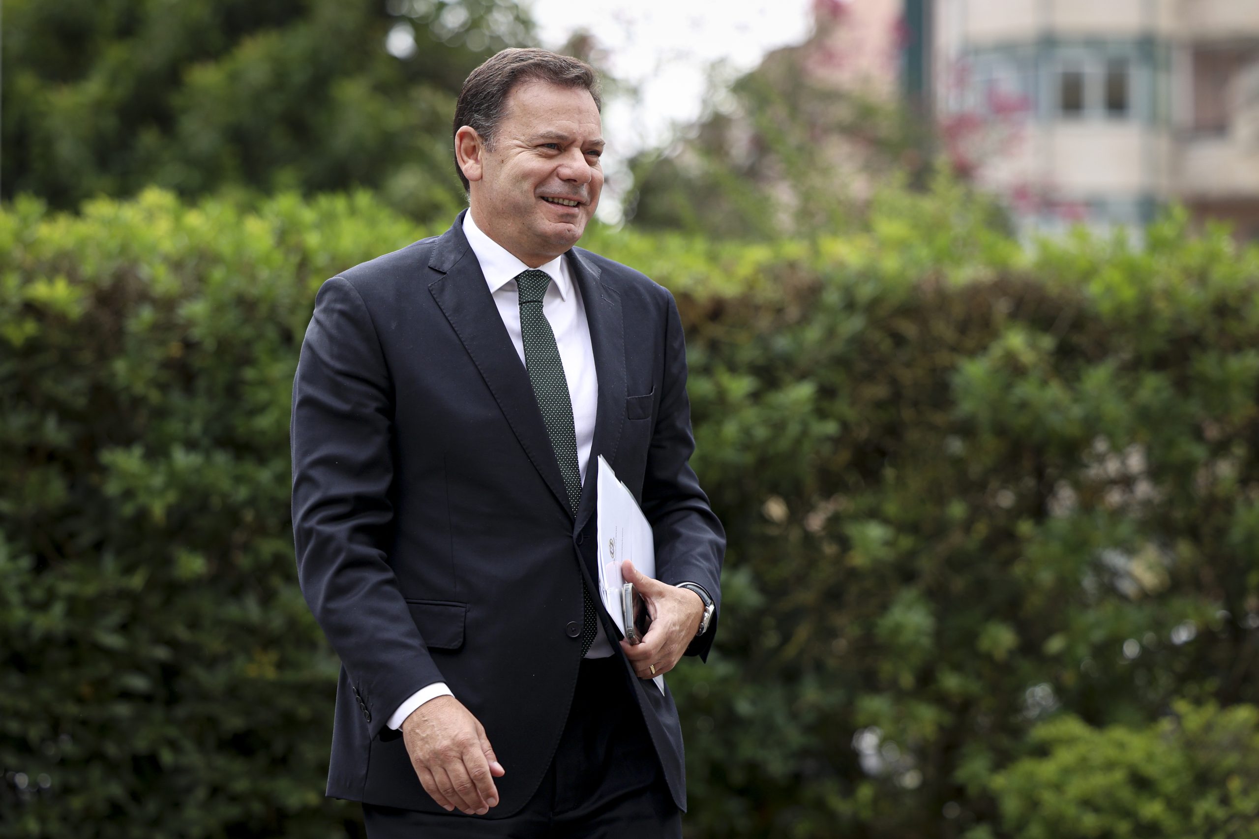 Montenegro anuncia “proposta irrecusável”. “Só não vai haver orçamento se houver uma falha na boa-fé dos dois partidos”